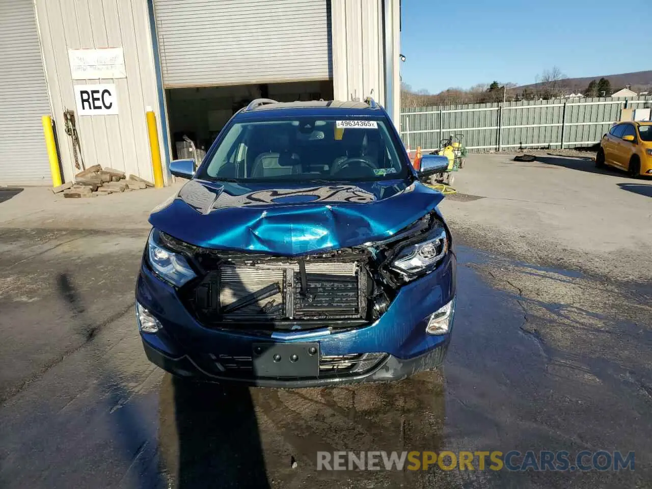 5 Photograph of a damaged car 2GNAXNEV1K6227300 CHEVROLET EQUINOX 2019