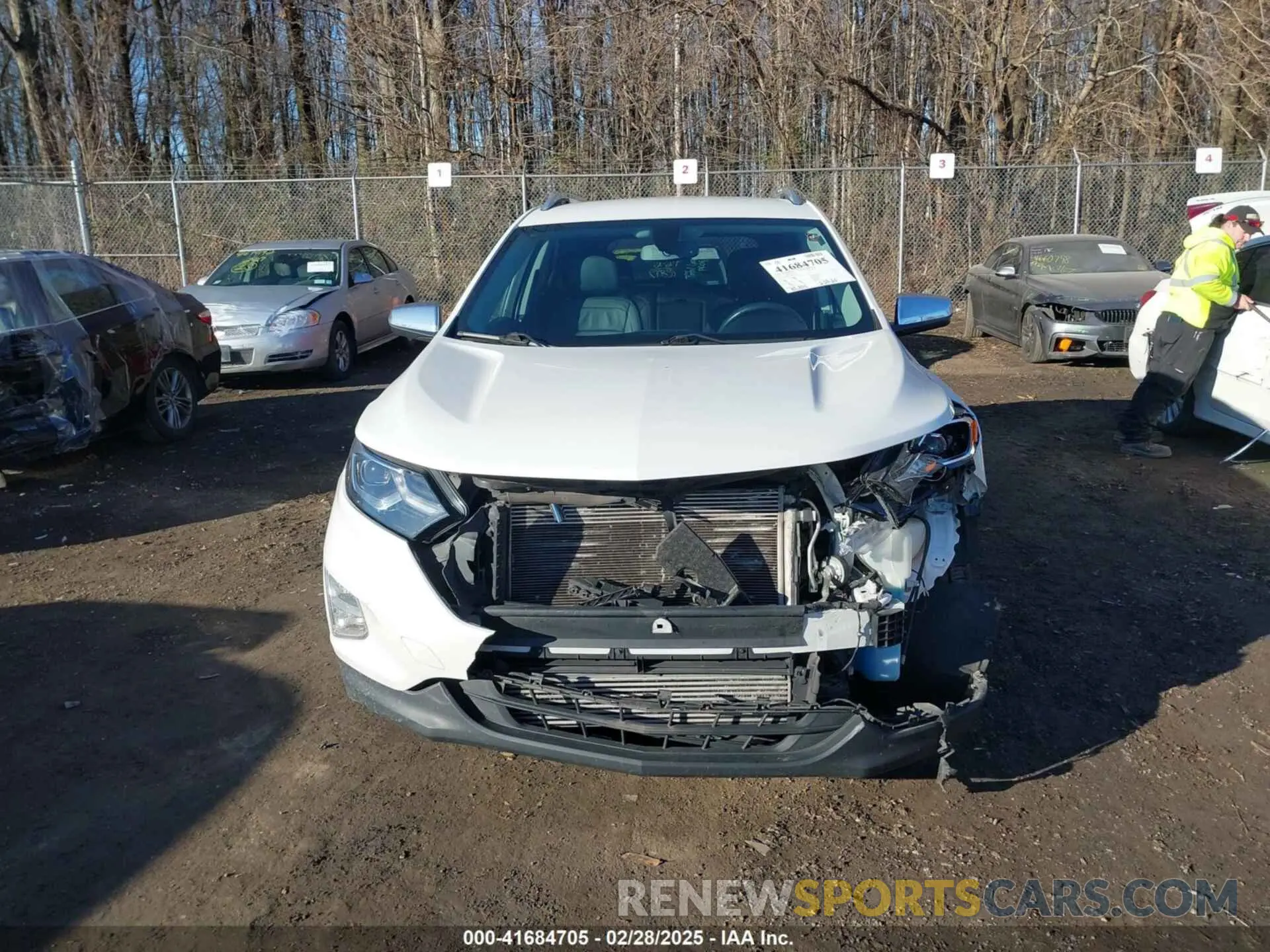 12 Фотография поврежденного автомобиля 2GNAXPEX3K6219339 CHEVROLET EQUINOX 2019