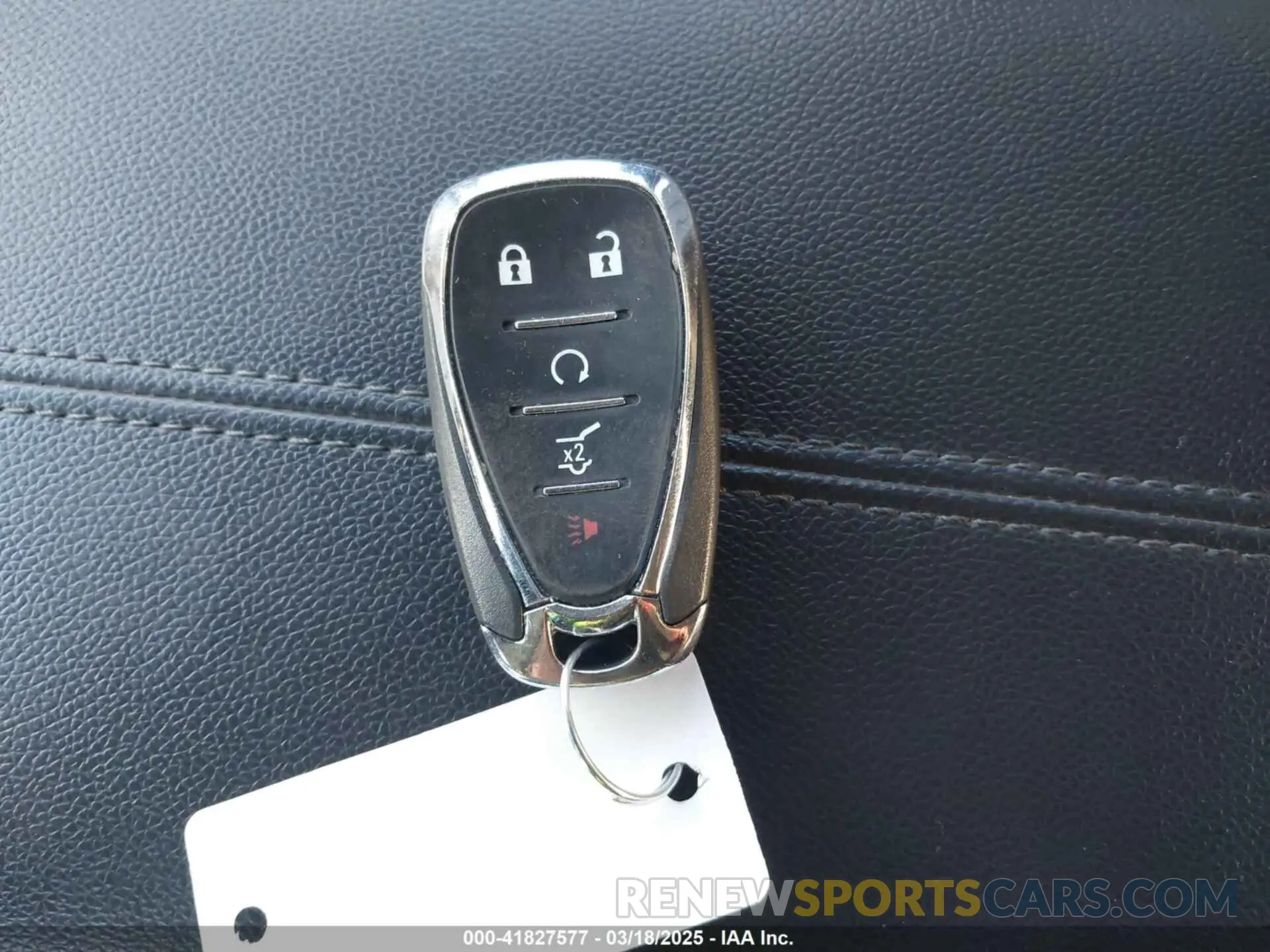 11 Photograph of a damaged car 2GNAXPEX3K6251661 CHEVROLET EQUINOX 2019