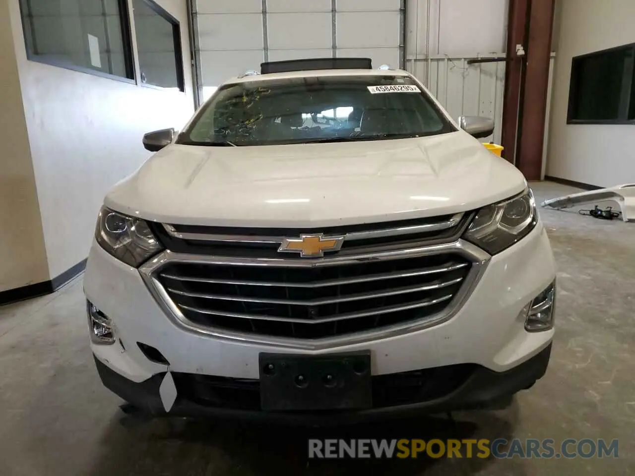 5 Фотография поврежденного автомобиля 2GNAXPEX4K6142027 CHEVROLET EQUINOX 2019