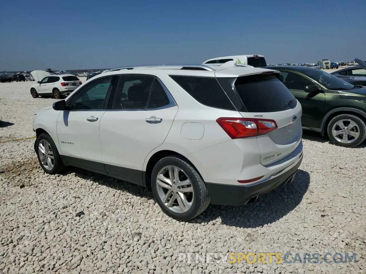 2 Photograph of a damaged car 2GNAXPEX9K6182006 CHEVROLET EQUINOX 2019