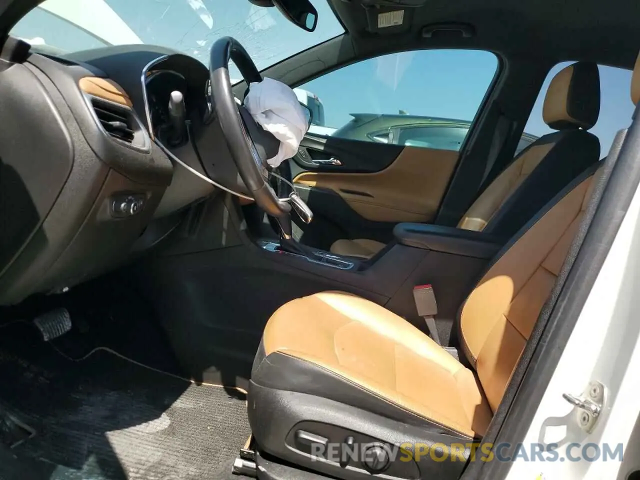 7 Photograph of a damaged car 2GNAXPEX9K6182006 CHEVROLET EQUINOX 2019