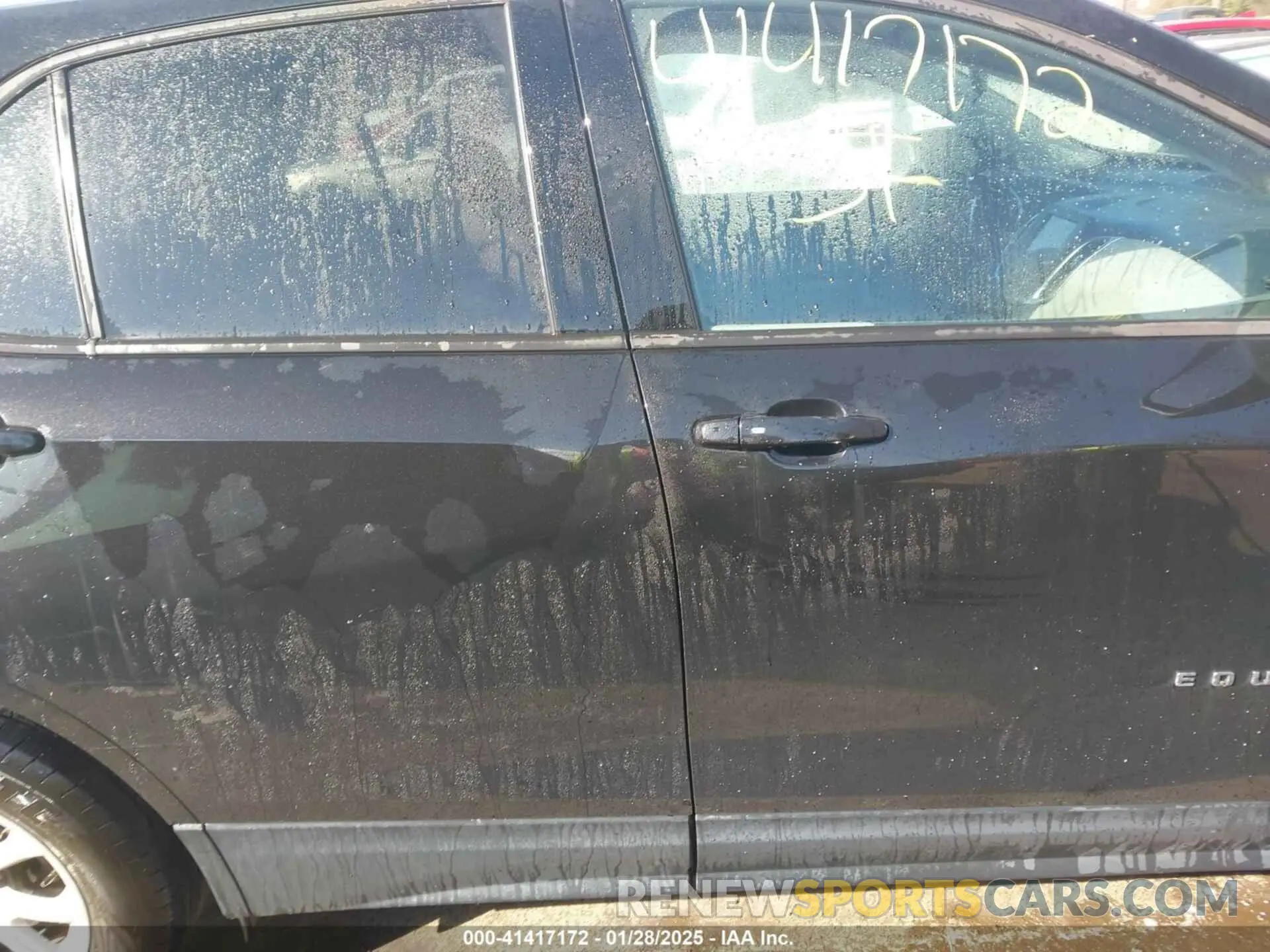 13 Photograph of a damaged car 2GNAXSEV0K6227481 CHEVROLET EQUINOX 2019