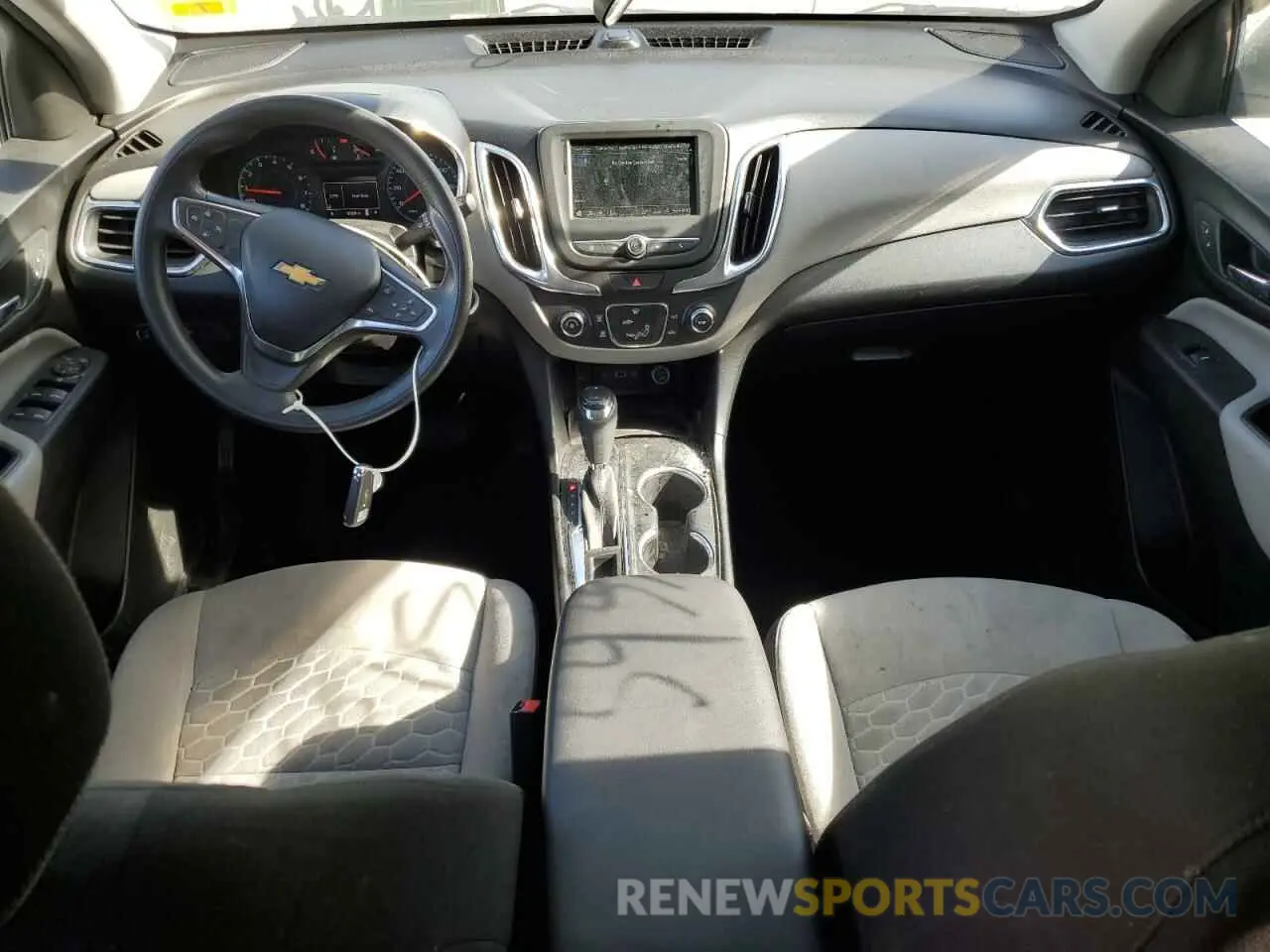 8 Photograph of a damaged car 2GNAXSEV1K6198122 CHEVROLET EQUINOX 2019
