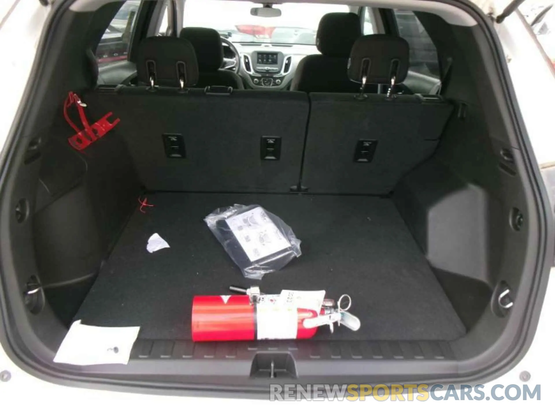 7 Фотография поврежденного автомобиля 2GNAXSEV2K6211475 CHEVROLET EQUINOX 2019