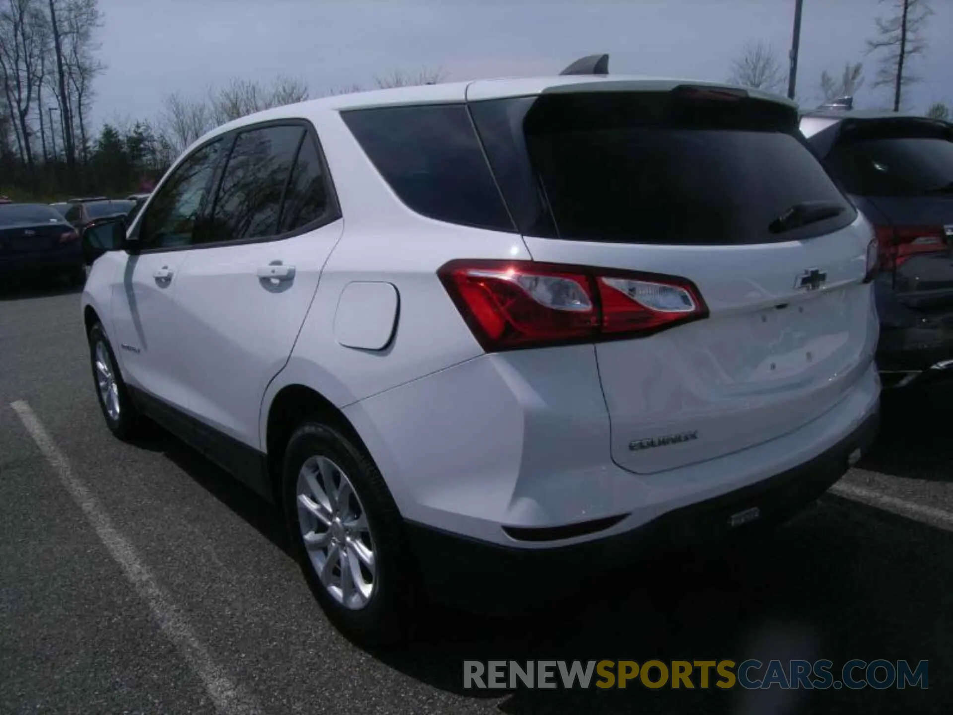 8 Фотография поврежденного автомобиля 2GNAXSEV2K6211475 CHEVROLET EQUINOX 2019