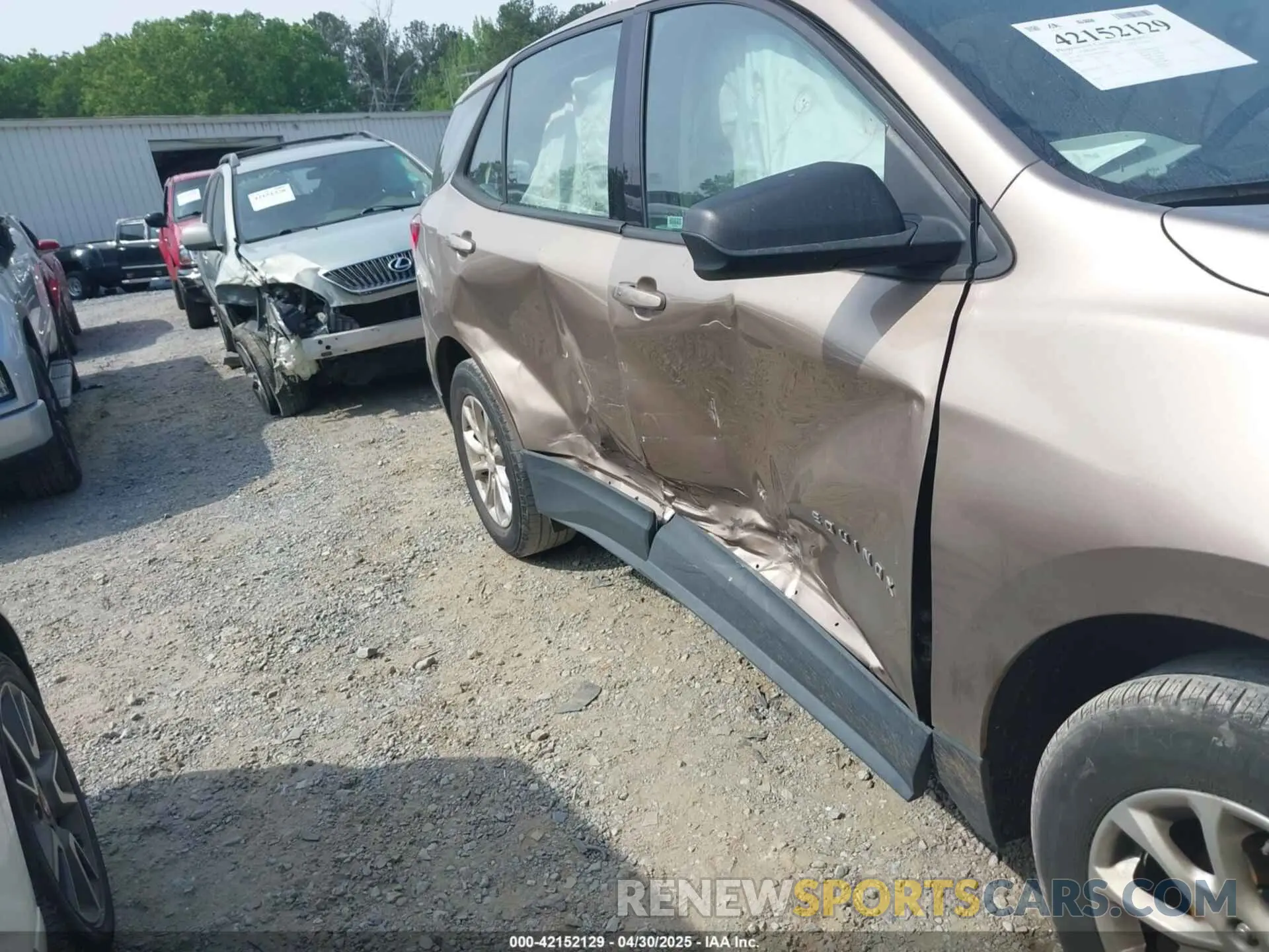 6 Фотография поврежденного автомобиля 2GNAXSEV4K6169956 CHEVROLET EQUINOX 2019