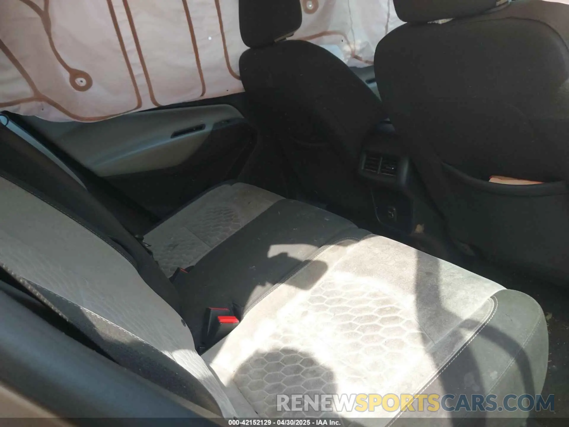 8 Фотография поврежденного автомобиля 2GNAXSEV4K6169956 CHEVROLET EQUINOX 2019
