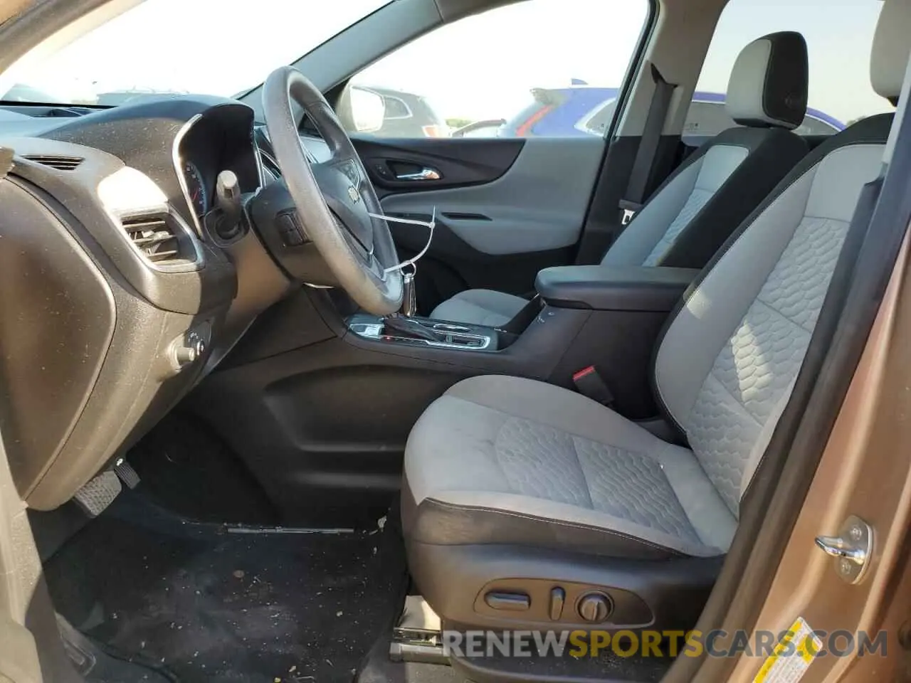 7 Photograph of a damaged car 2GNAXSEV5K6250867 CHEVROLET EQUINOX 2019