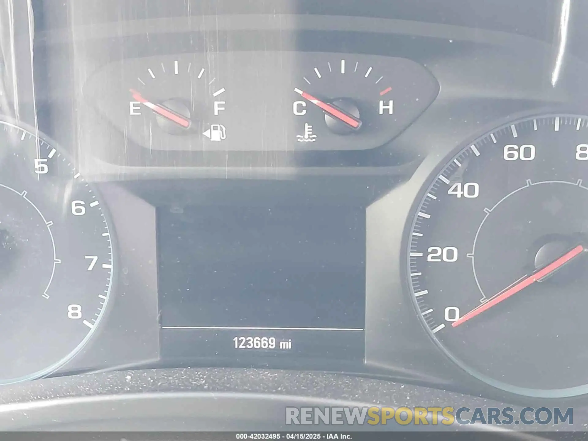 7 Photograph of a damaged car 2GNAXSEV6K6112755 CHEVROLET EQUINOX 2019