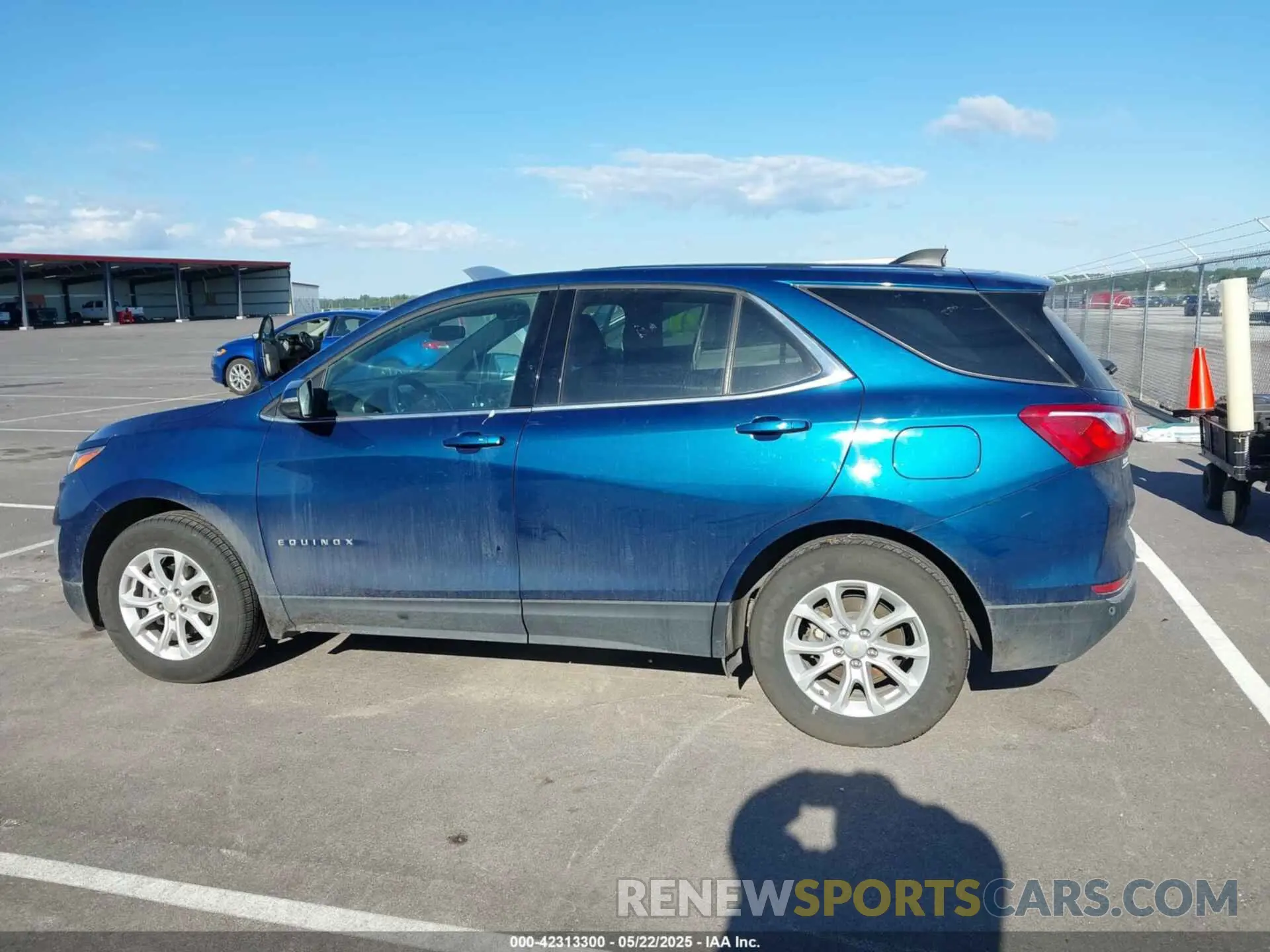 14 Photograph of a damaged car 2GNAXTEV0K6138242 CHEVROLET EQUINOX 2019