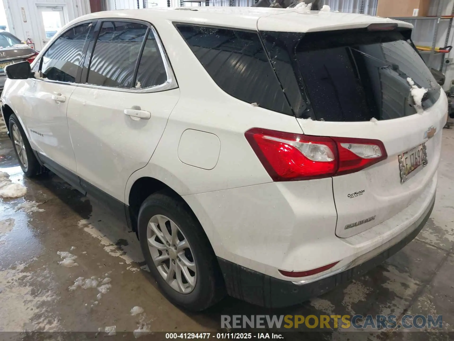 3 Фотография поврежденного автомобиля 2GNAXTEV0K6221282 CHEVROLET EQUINOX 2019