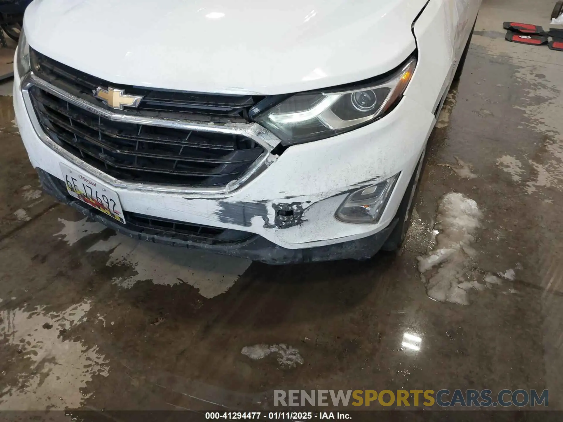 6 Фотография поврежденного автомобиля 2GNAXTEV0K6221282 CHEVROLET EQUINOX 2019