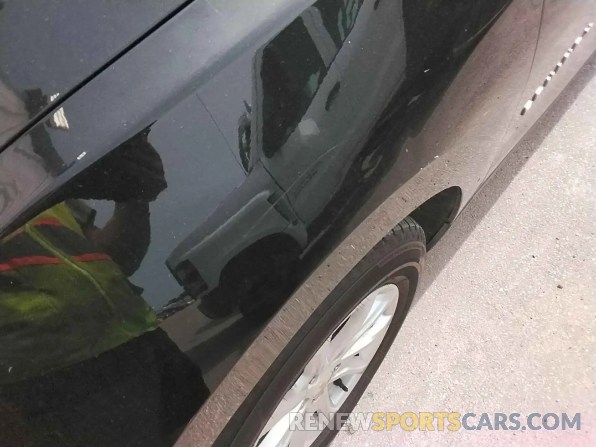 2 Photograph of a damaged car 2GNAXTEV1K6259765 CHEVROLET EQUINOX 2019