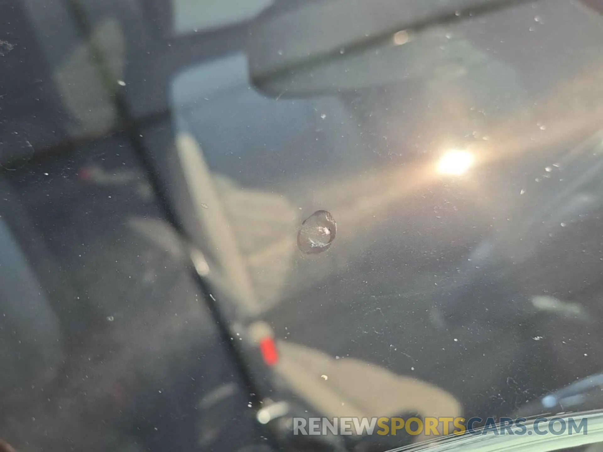 24 Photograph of a damaged car 2GNAXTEV1K6287260 CHEVROLET EQUINOX 2019
