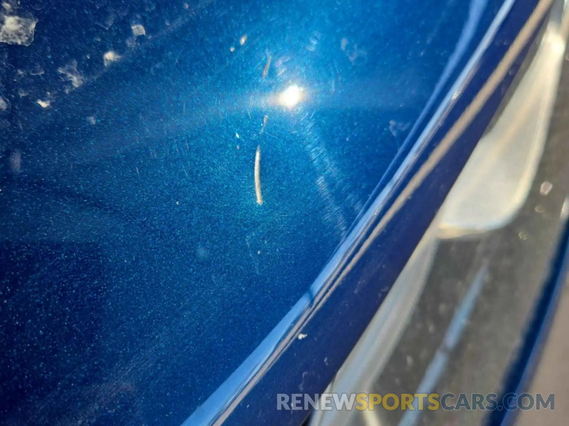 28 Photograph of a damaged car 2GNAXTEV1K6287260 CHEVROLET EQUINOX 2019
