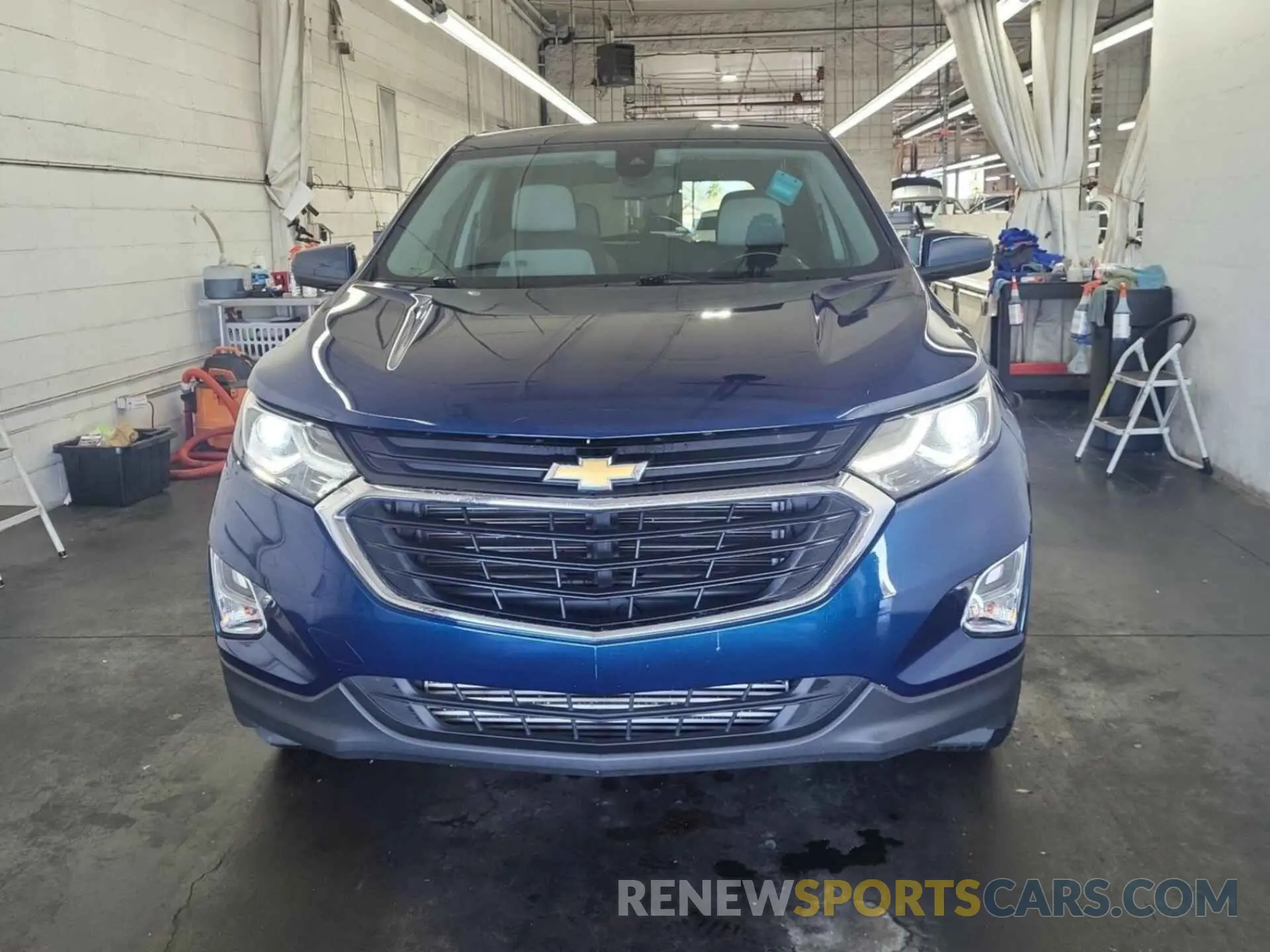 7 Photograph of a damaged car 2GNAXTEV1K6287260 CHEVROLET EQUINOX 2019