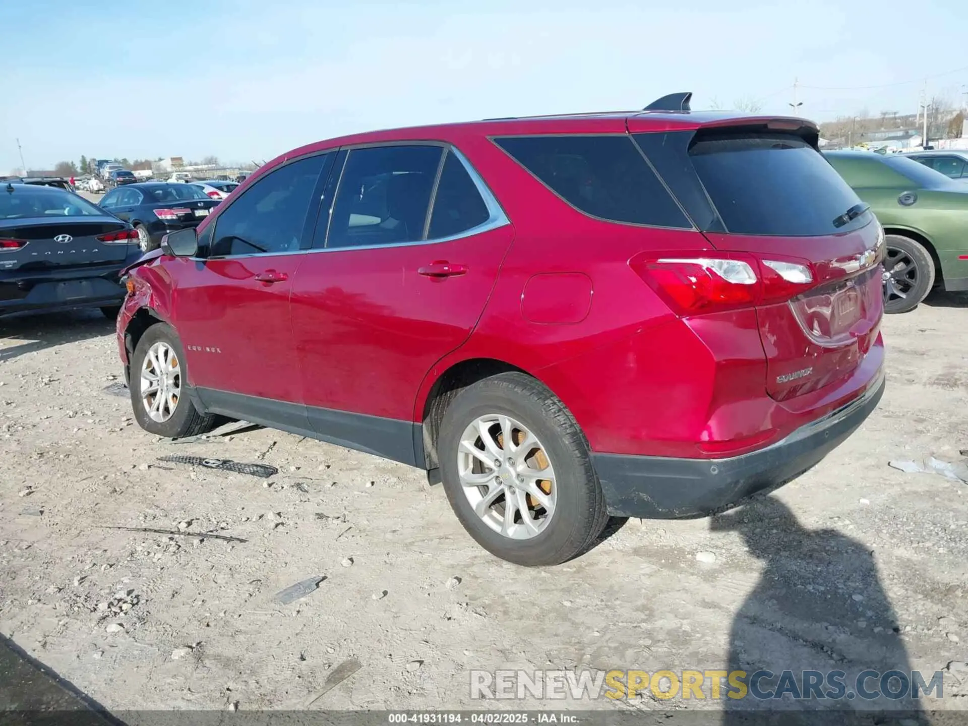 3 Photograph of a damaged car 2GNAXTEV2K6137402 CHEVROLET EQUINOX 2019