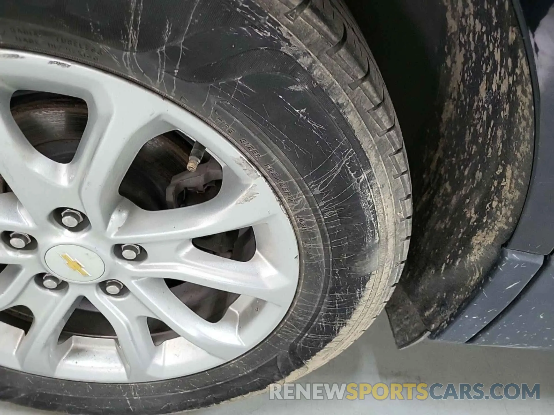 7 Photograph of a damaged car 2GNAXTEV2K6192318 CHEVROLET EQUINOX 2019