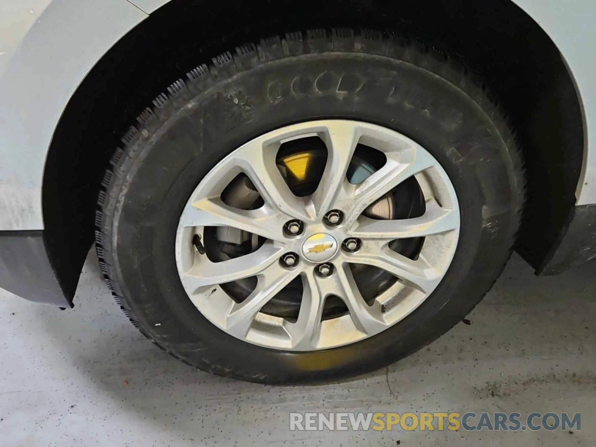 11 Photograph of a damaged car 2GNAXTEV3K6259783 CHEVROLET EQUINOX 2019