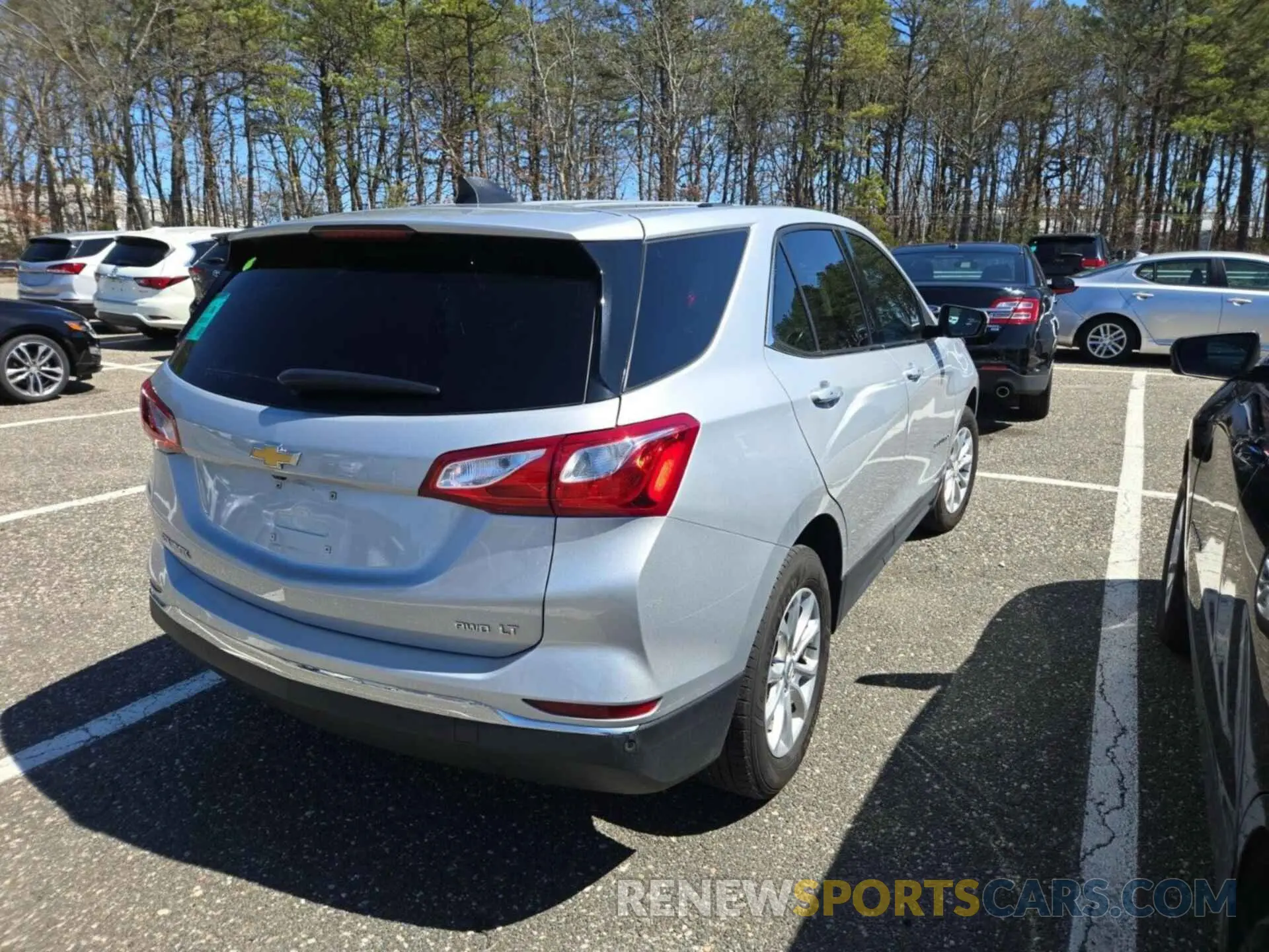 26 Photograph of a damaged car 2GNAXTEV4K6258657 CHEVROLET EQUINOX 2019