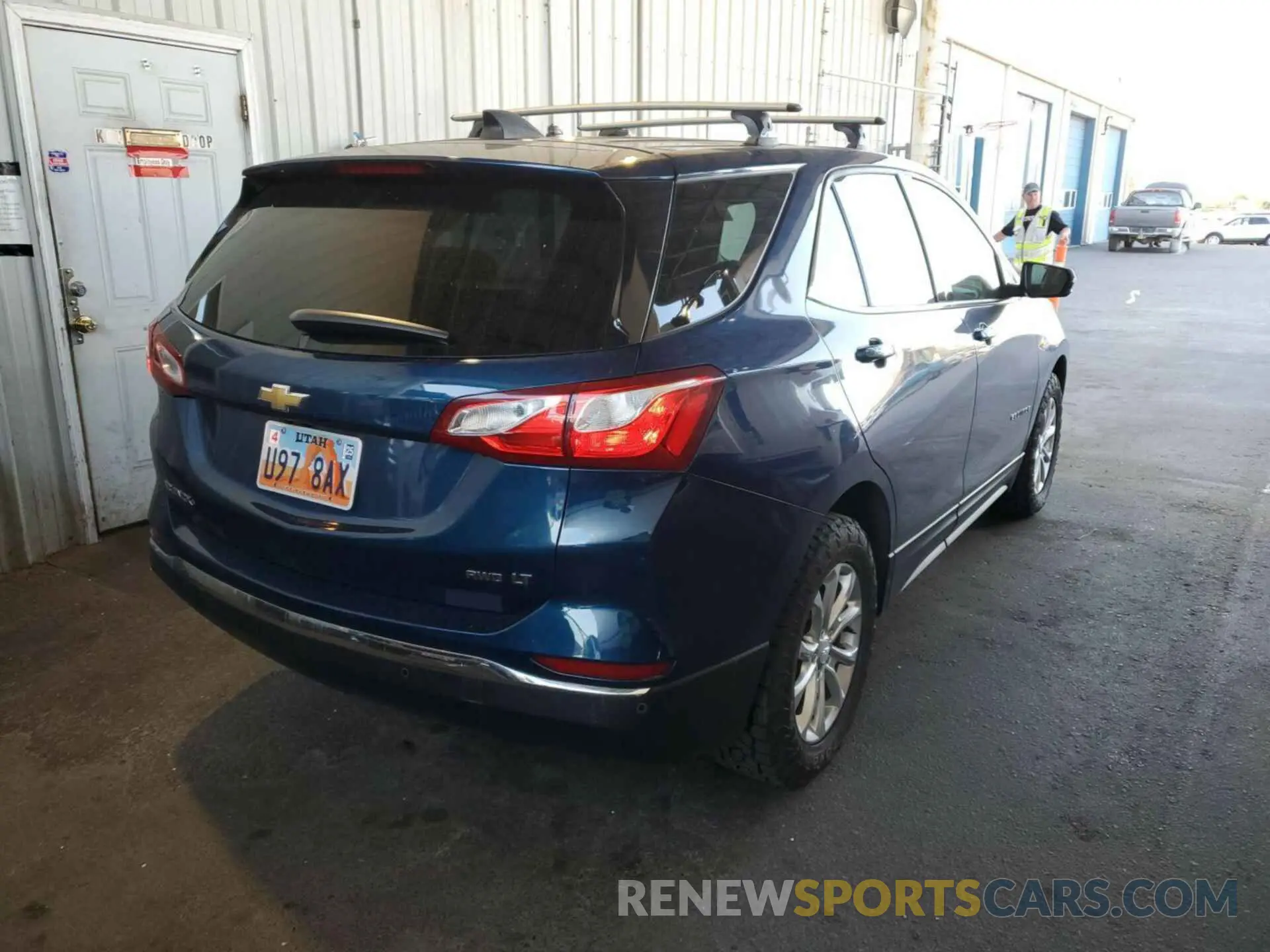 1 Photograph of a damaged car 2GNAXTEV5K6169034 CHEVROLET EQUINOX 2019