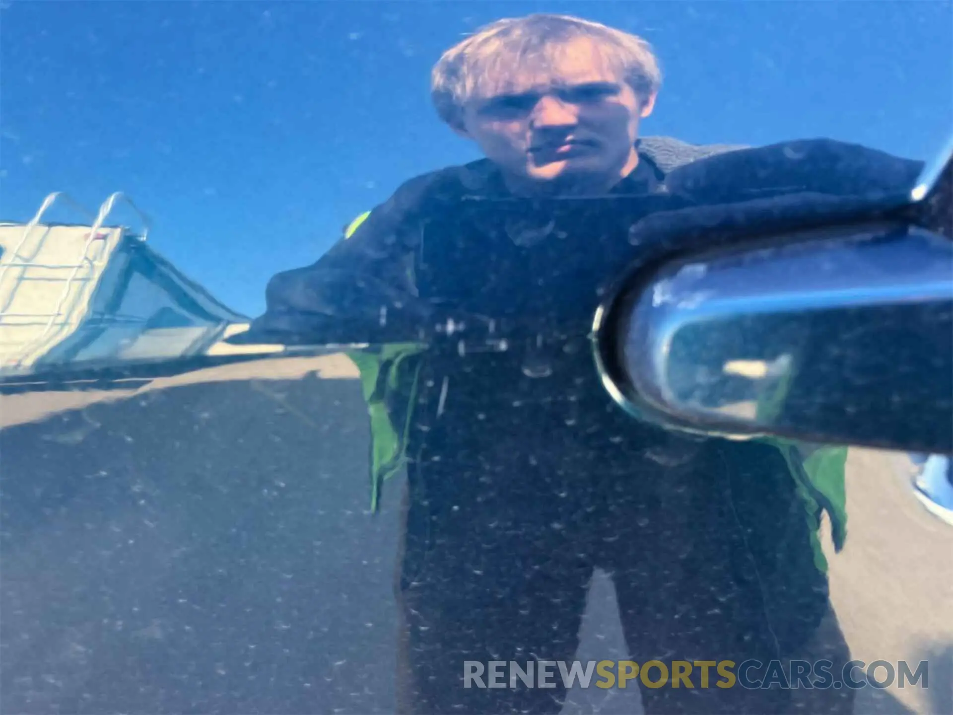 19 Photograph of a damaged car 2GNAXTEV5K6169034 CHEVROLET EQUINOX 2019