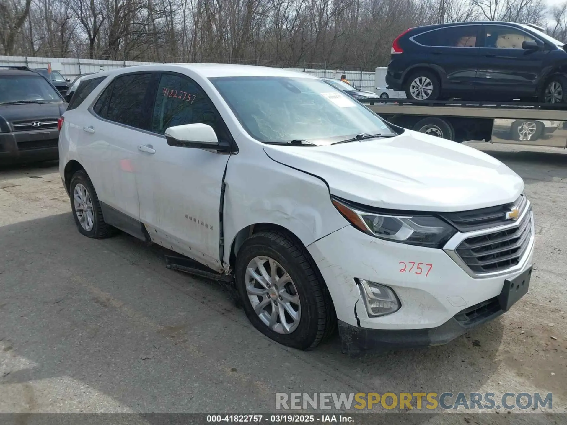 1 Photograph of a damaged car 2GNAXTEV6K6152713 CHEVROLET EQUINOX 2019