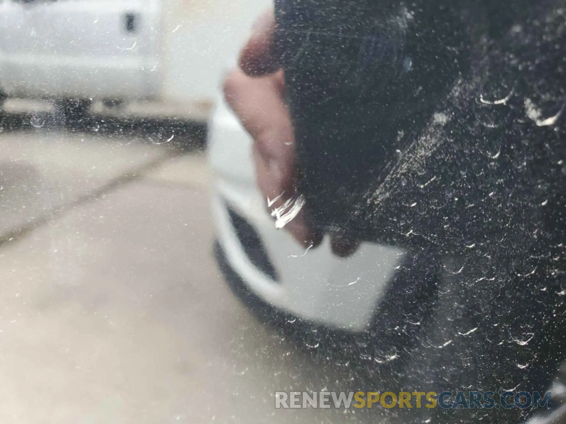 13 Photograph of a damaged car 2GNAXTEV6K6197151 CHEVROLET EQUINOX 2019