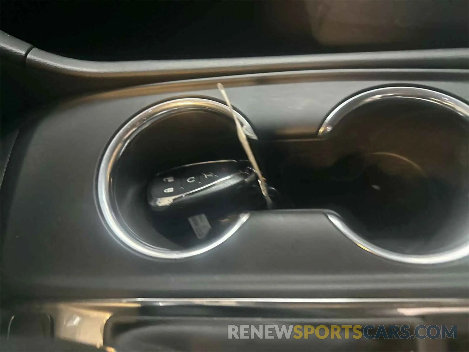 21 Photograph of a damaged car 2GNAXTEV6K6259180 CHEVROLET EQUINOX 2019
