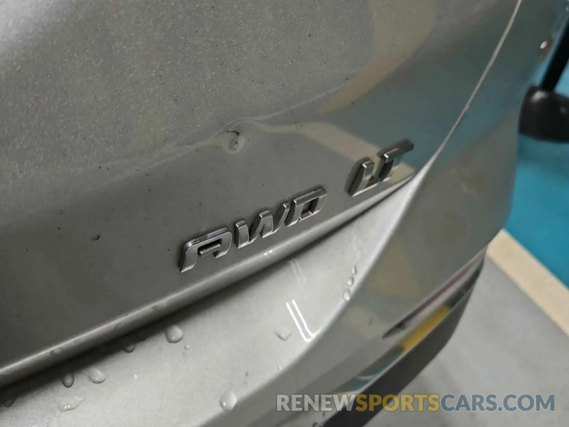 19 Photograph of a damaged car 2GNAXTEV6K6273368 CHEVROLET EQUINOX 2019