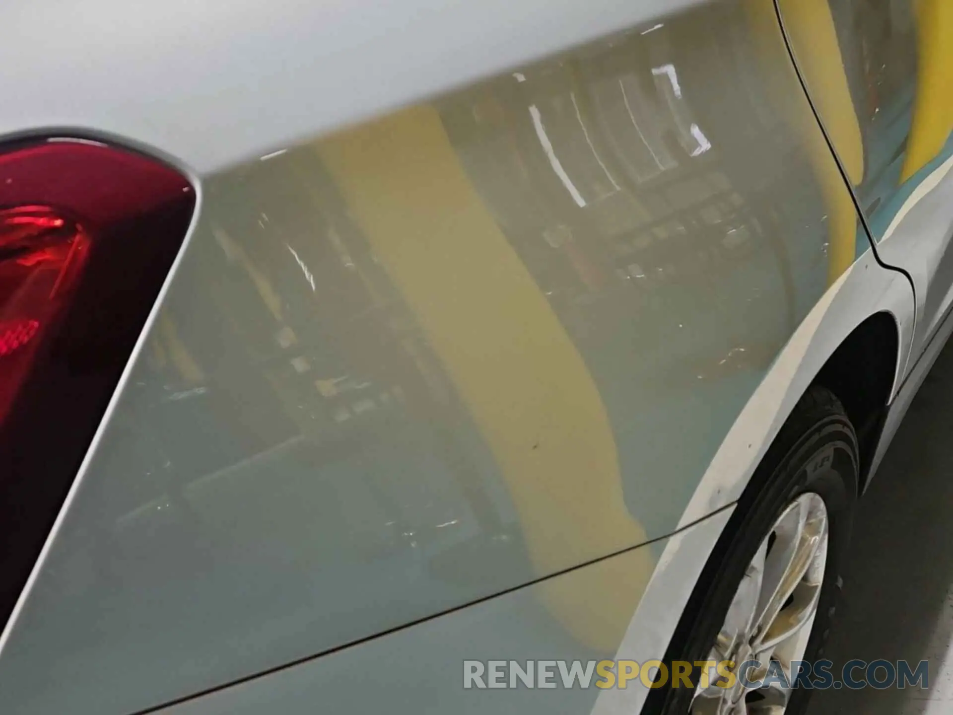 25 Photograph of a damaged car 2GNAXTEV6K6273368 CHEVROLET EQUINOX 2019