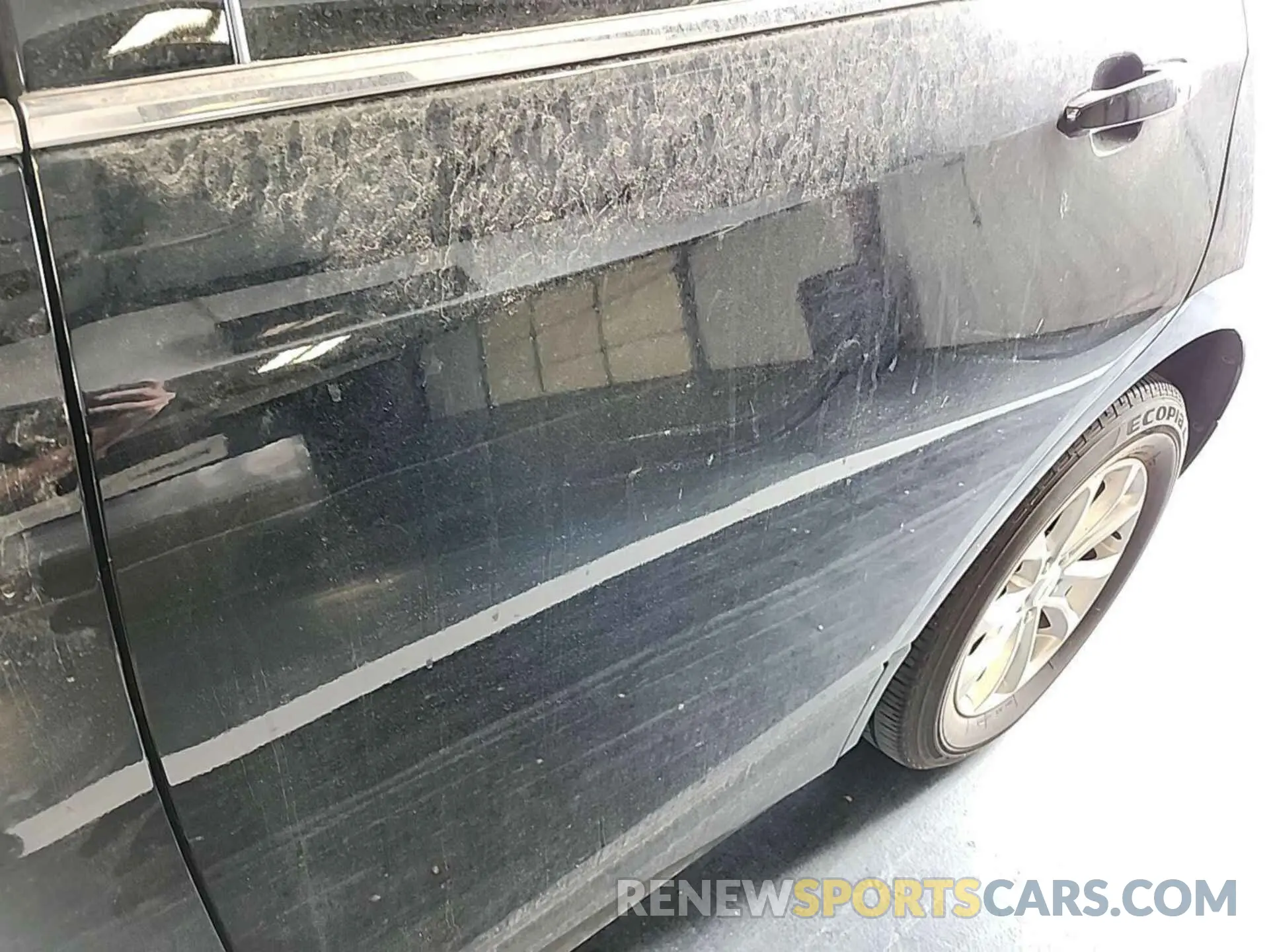 21 Photograph of a damaged car 2GNAXTEV7K6165485 CHEVROLET EQUINOX 2019