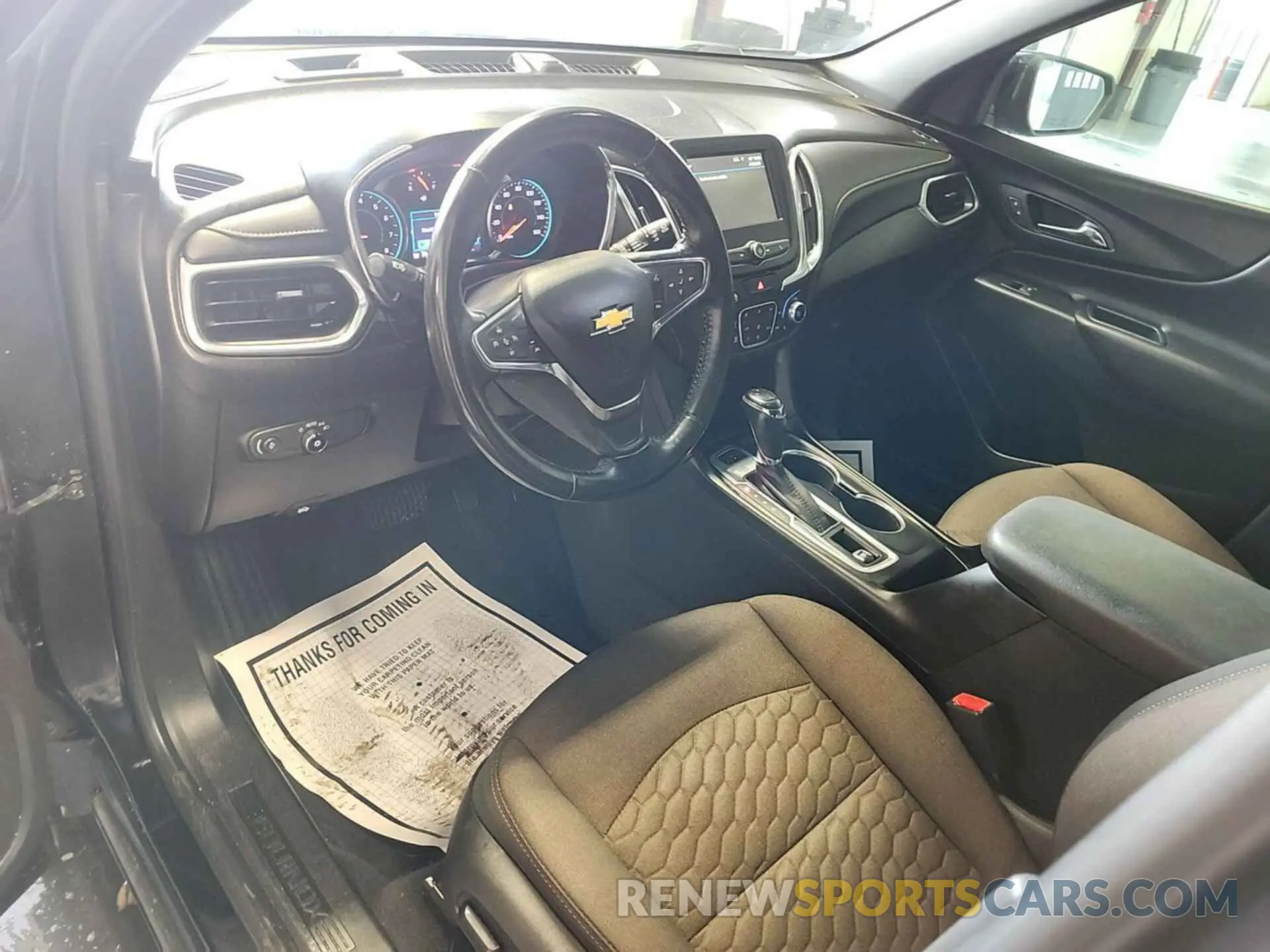 22 Photograph of a damaged car 2GNAXTEV7K6165485 CHEVROLET EQUINOX 2019