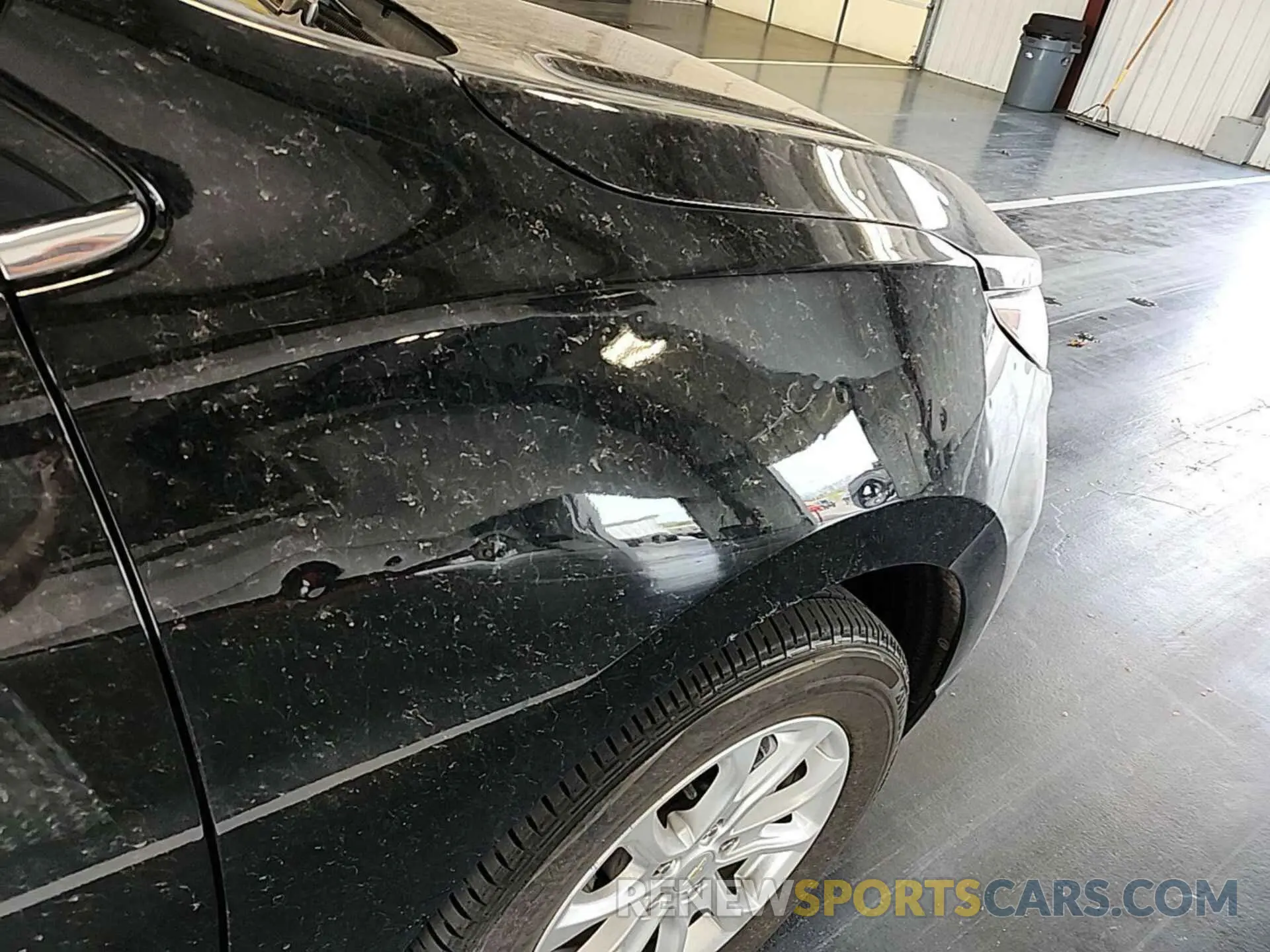 24 Photograph of a damaged car 2GNAXTEV7K6165485 CHEVROLET EQUINOX 2019