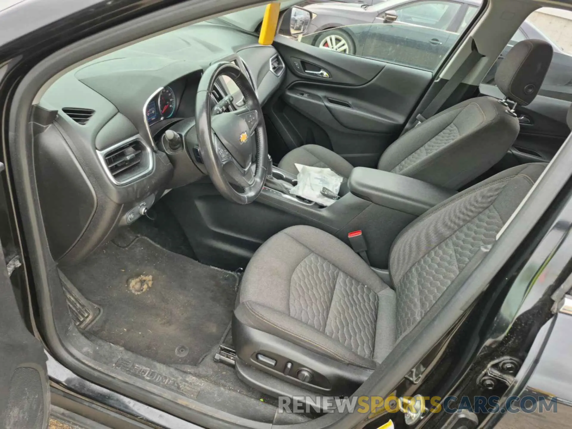 13 Photograph of a damaged car 2GNAXTEV7K6169679 CHEVROLET EQUINOX 2019