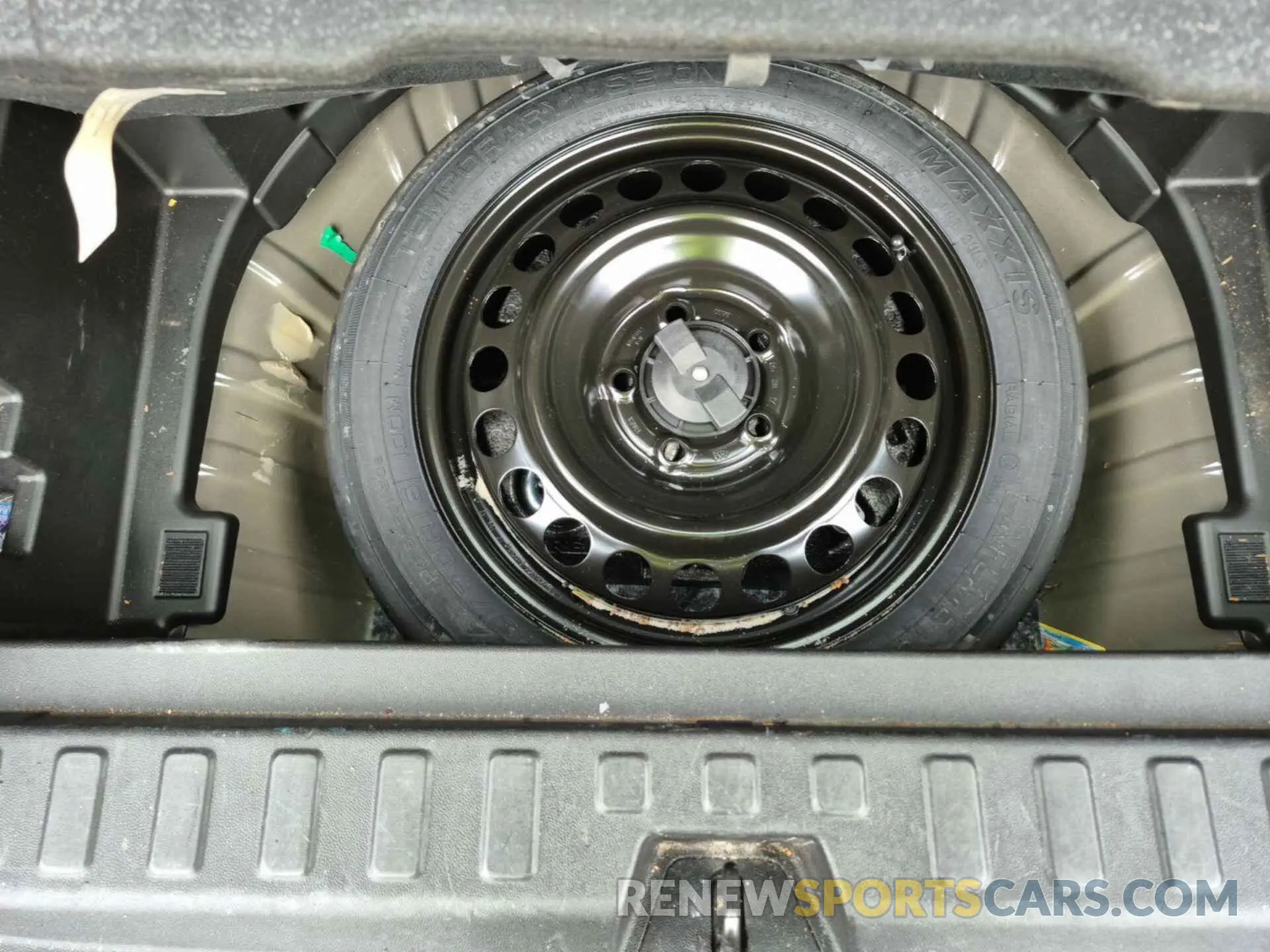 14 Photograph of a damaged car 2GNAXTEV7K6169679 CHEVROLET EQUINOX 2019