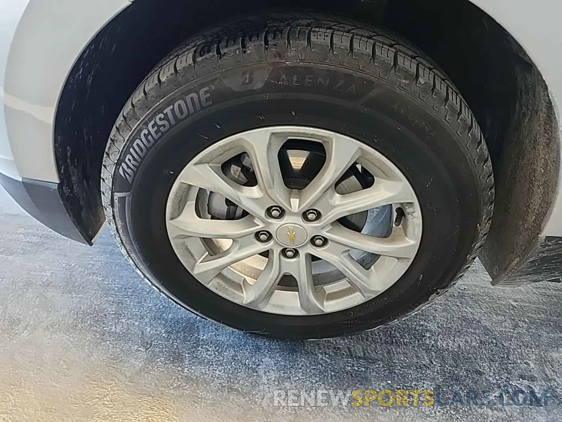 18 Фотография поврежденного автомобиля 2GNAXTEV7K6263304 CHEVROLET EQUINOX 2019