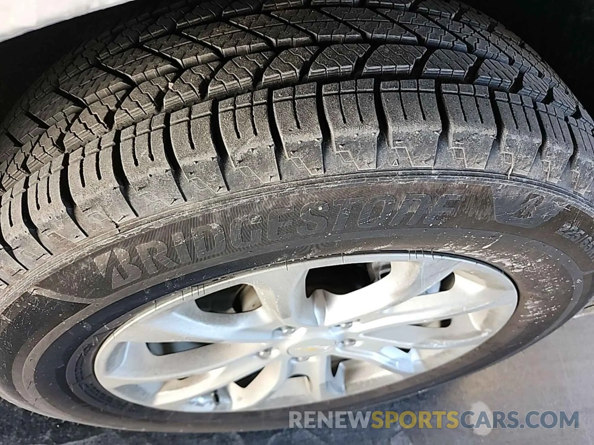 21 Фотография поврежденного автомобиля 2GNAXTEV7K6263304 CHEVROLET EQUINOX 2019