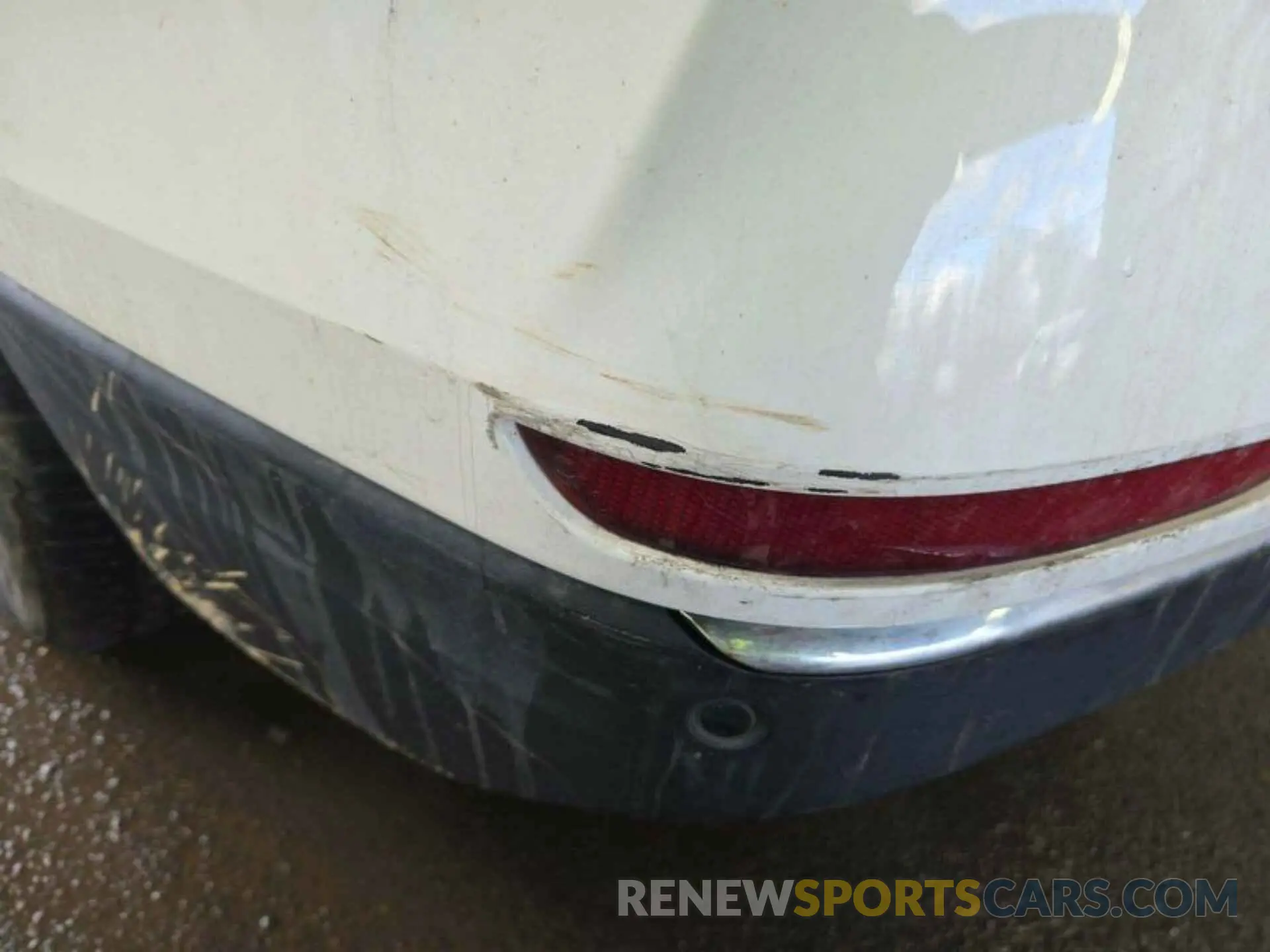 12 Photograph of a damaged car 2GNAXTEV8K6192551 CHEVROLET EQUINOX 2019