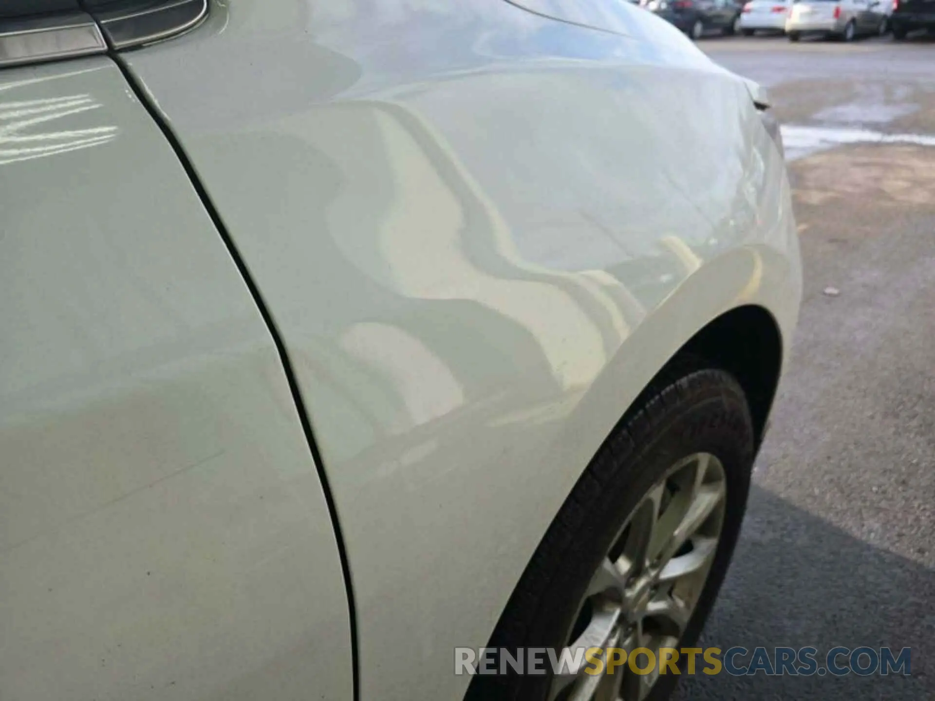 6 Photograph of a damaged car 2GNAXTEV8K6192551 CHEVROLET EQUINOX 2019
