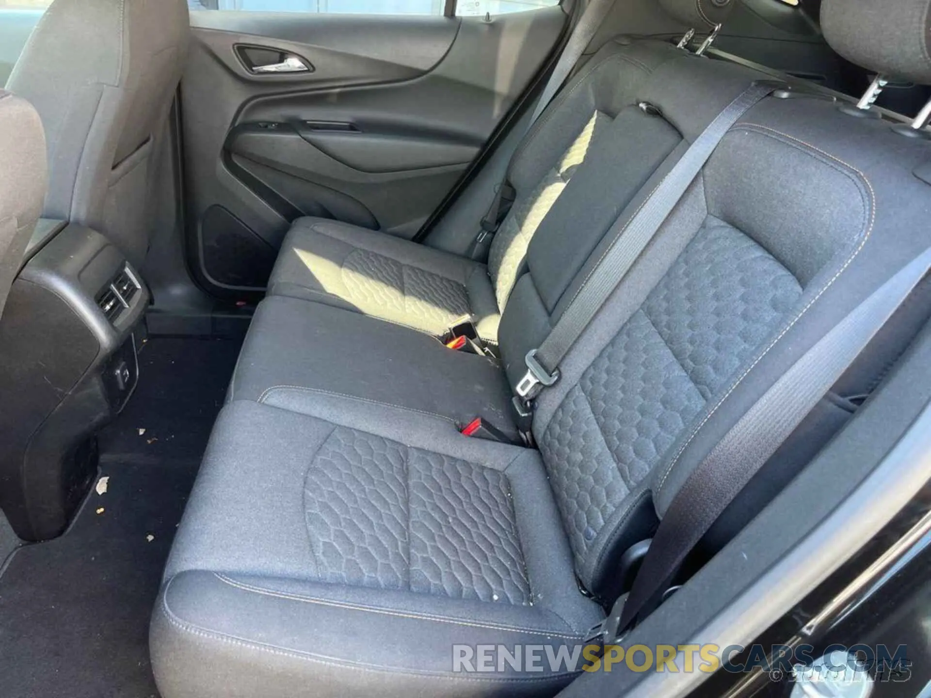 12 Photograph of a damaged car 2GNAXTEV8K6193912 CHEVROLET EQUINOX 2019