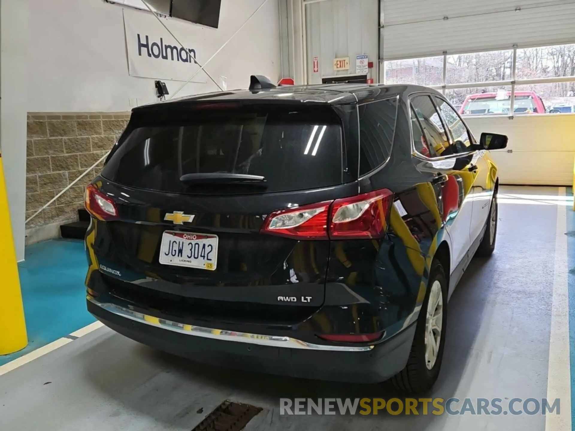 4 Фотография поврежденного автомобиля 2GNAXTEV8K6256667 CHEVROLET EQUINOX 2019