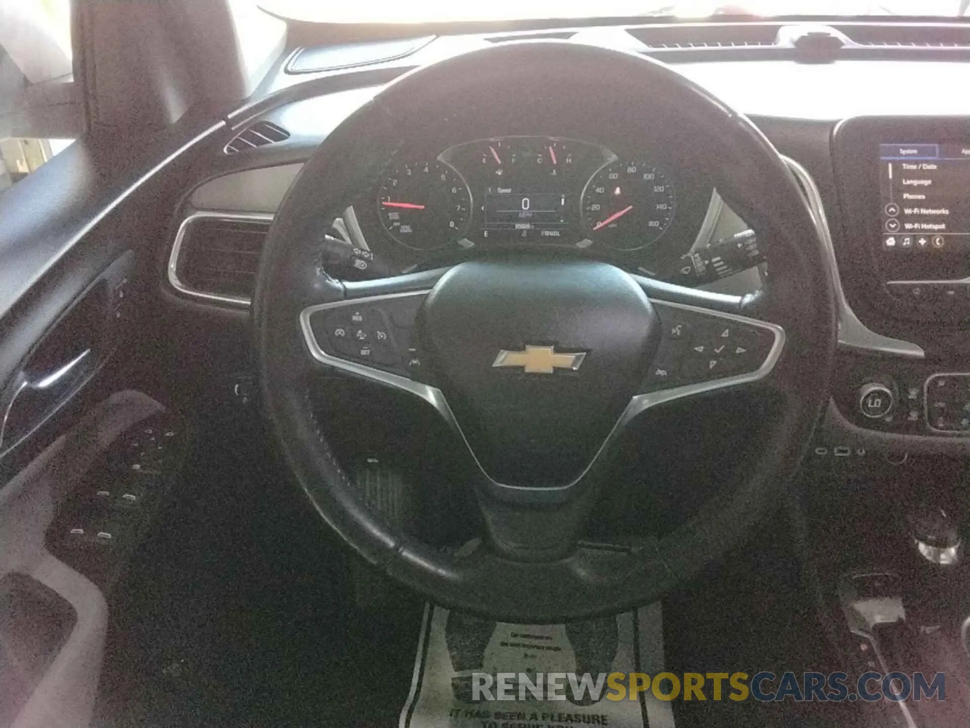4 Photograph of a damaged car 2GNAXTEV8K6257270 CHEVROLET EQUINOX 2019
