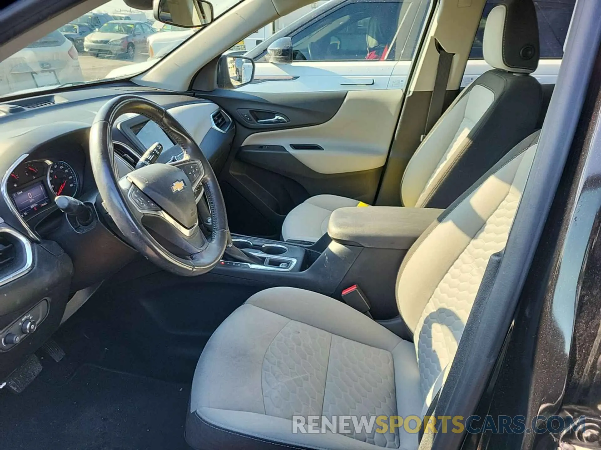 15 Photograph of a damaged car 2GNAXTEV8K6258676 CHEVROLET EQUINOX 2019
