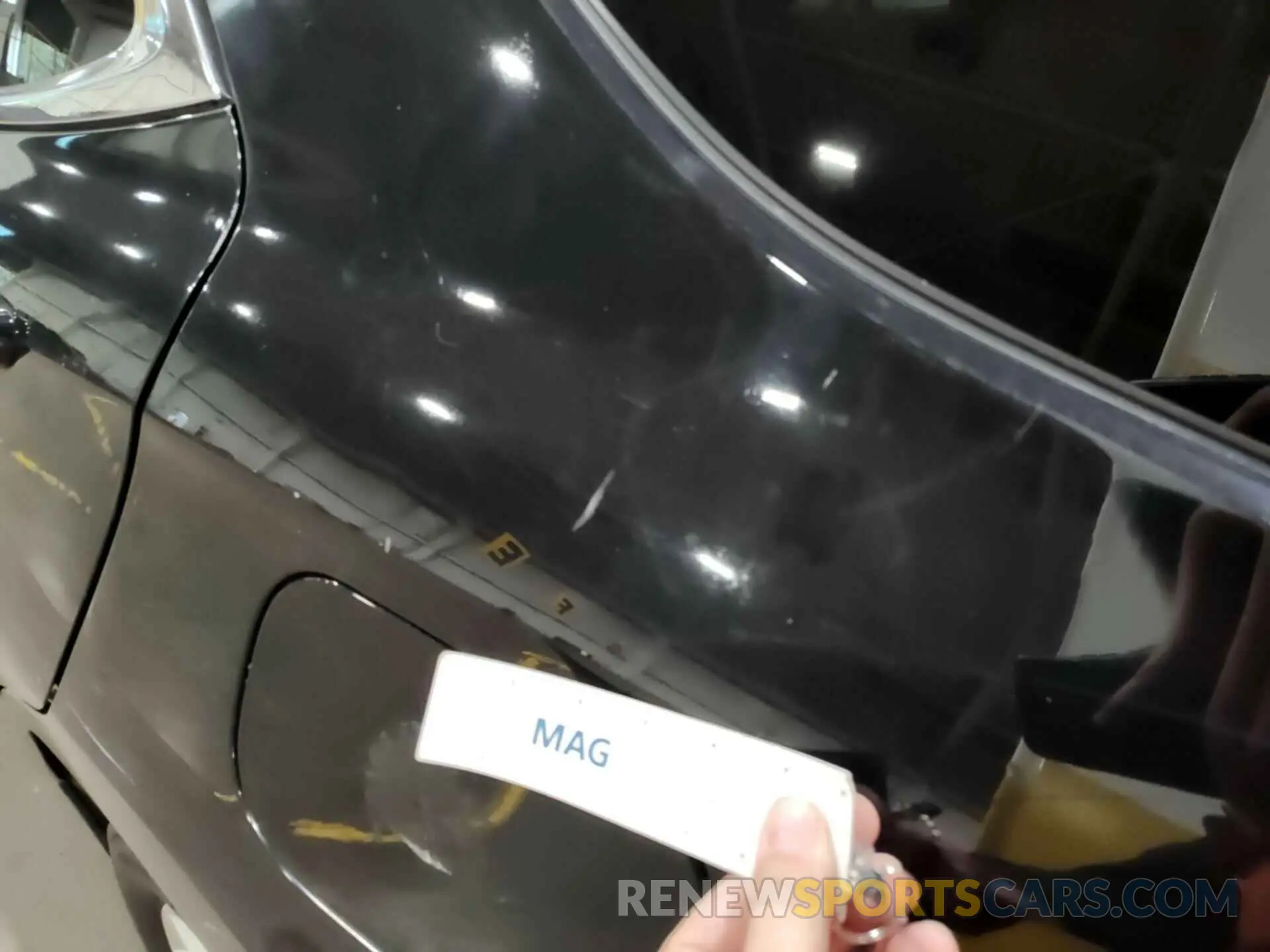 11 Photograph of a damaged car 2GNAXTEV8K6275218 CHEVROLET EQUINOX 2019