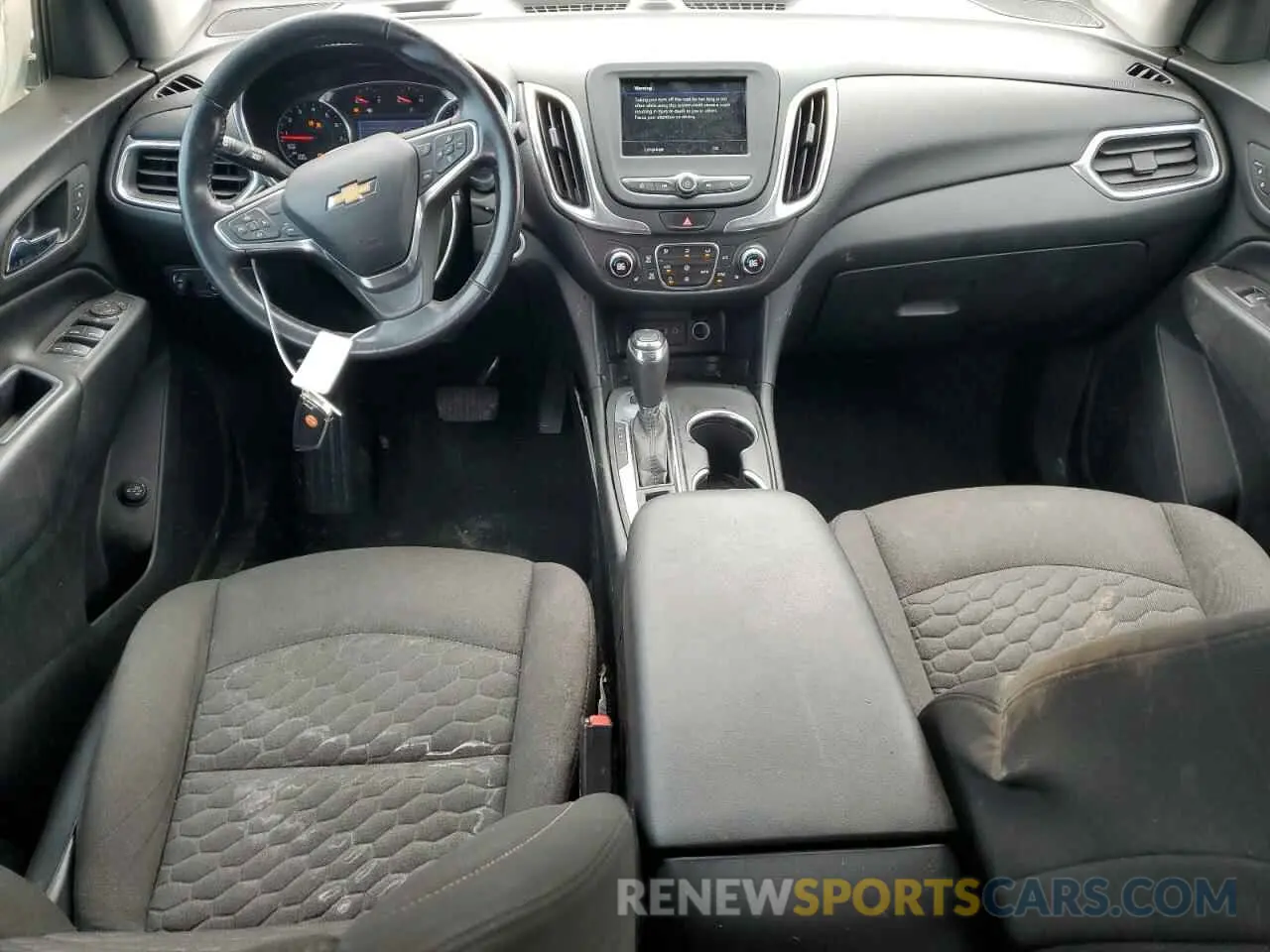 8 Photograph of a damaged car 2GNAXTEV9K6188511 CHEVROLET EQUINOX 2019