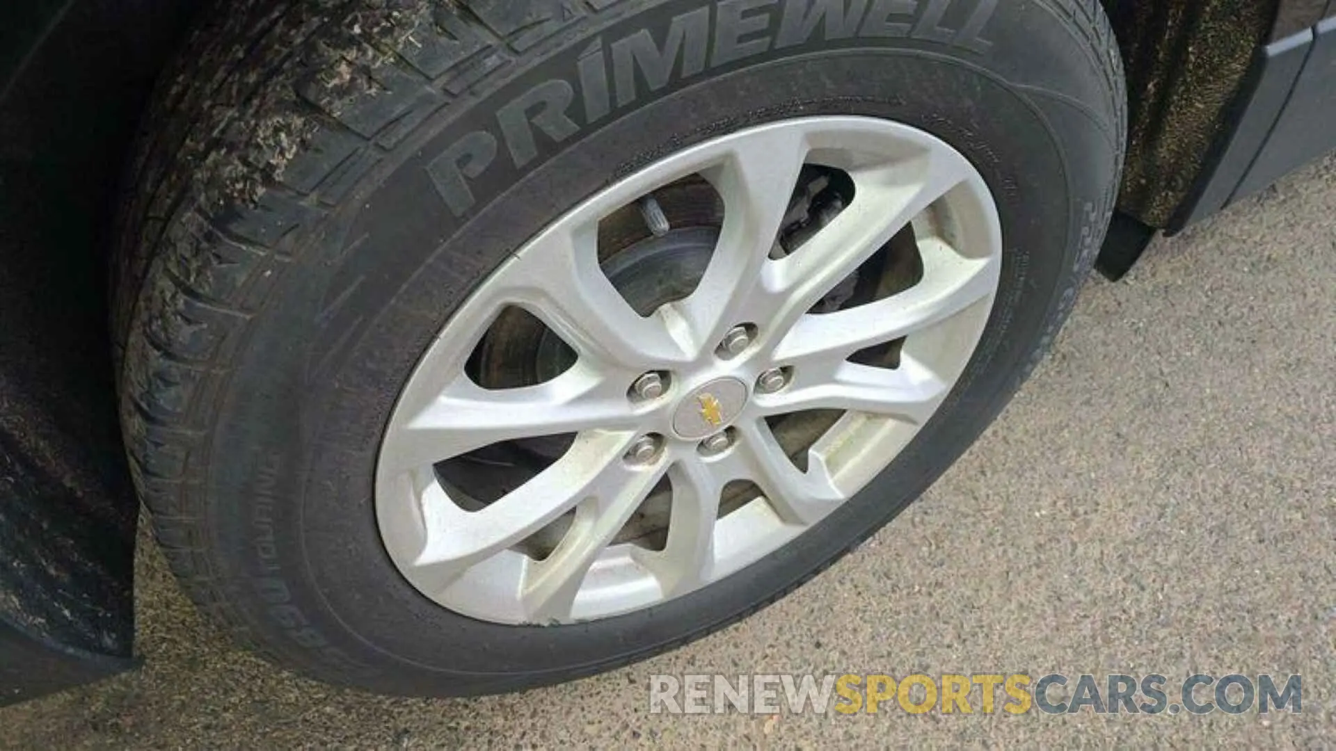 3 Фотография поврежденного автомобиля 2GNAXTEV9K6267564 CHEVROLET EQUINOX 2019