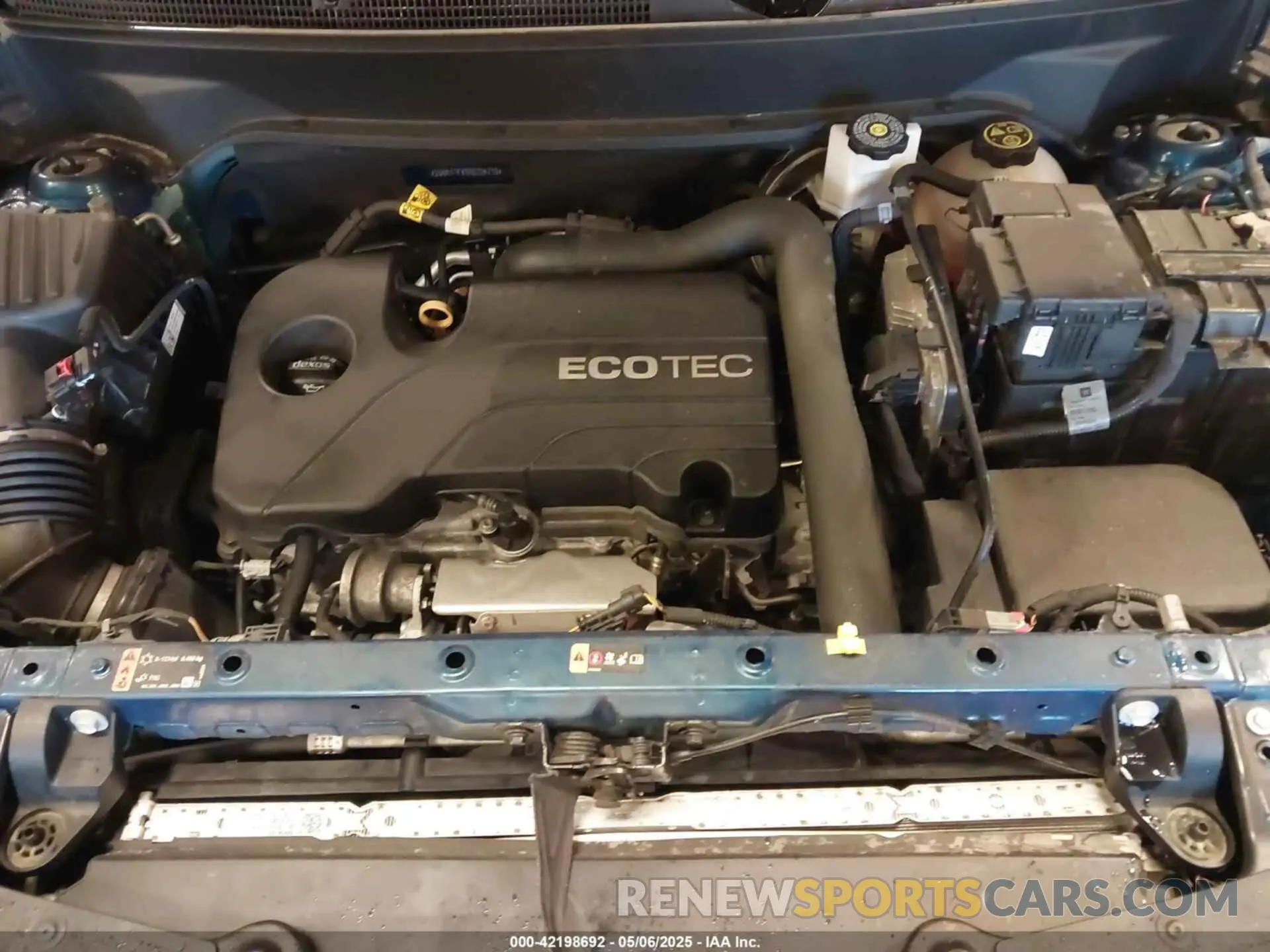 10 Photograph of a damaged car 2GNAXTEVXK6235710 CHEVROLET EQUINOX 2019