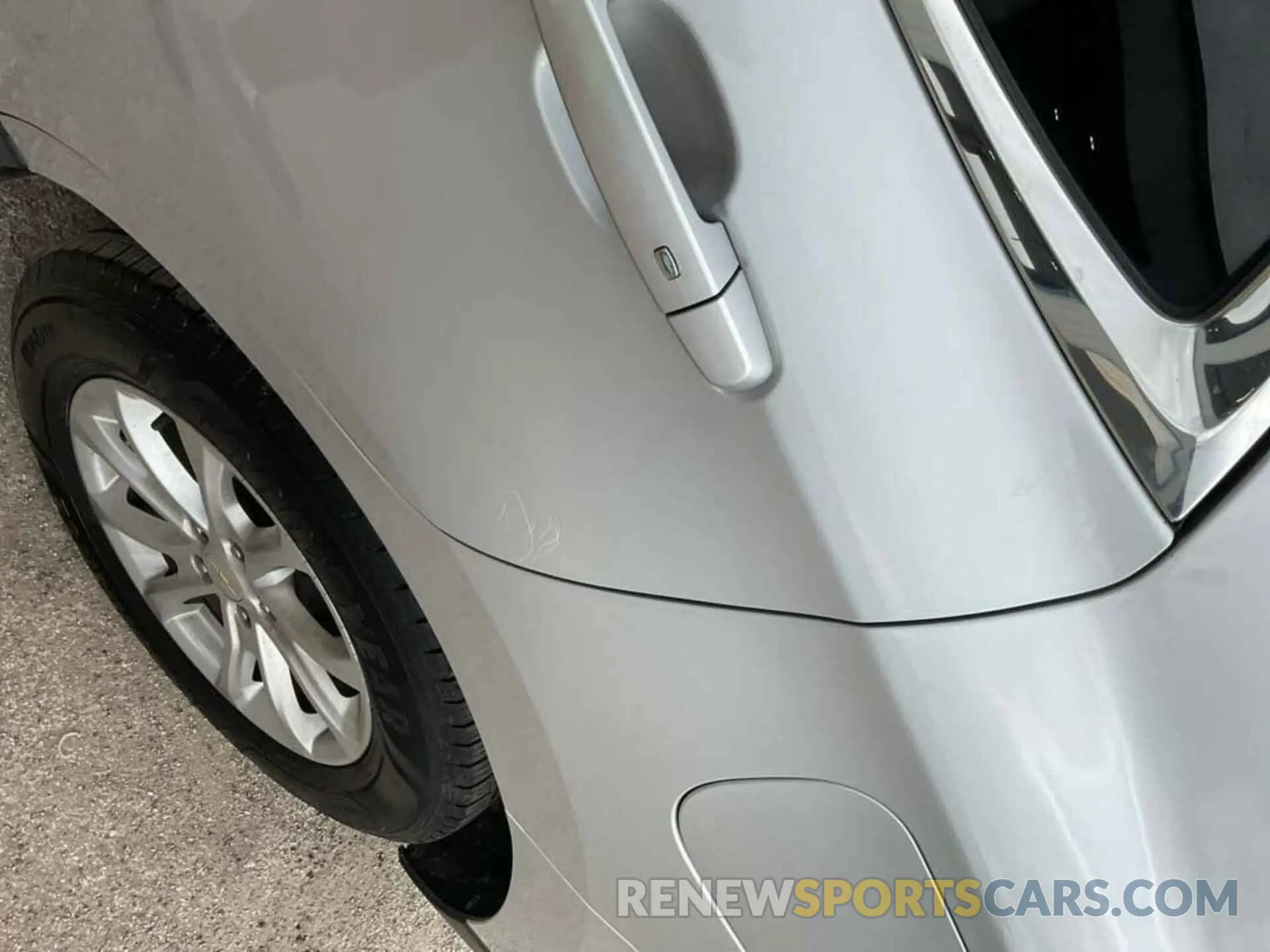 11 Фотография поврежденного автомобиля 2GNAXTEVXK6276015 CHEVROLET EQUINOX 2019